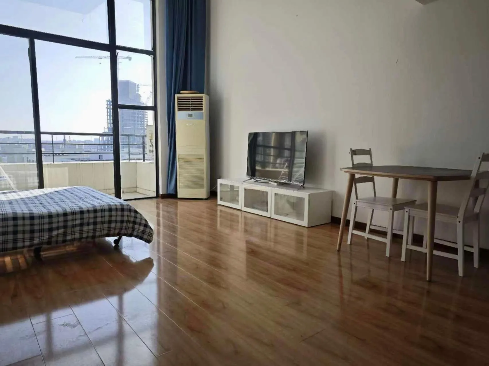 Bed in iNestin Shanghai Apt Xinjinqiao Road