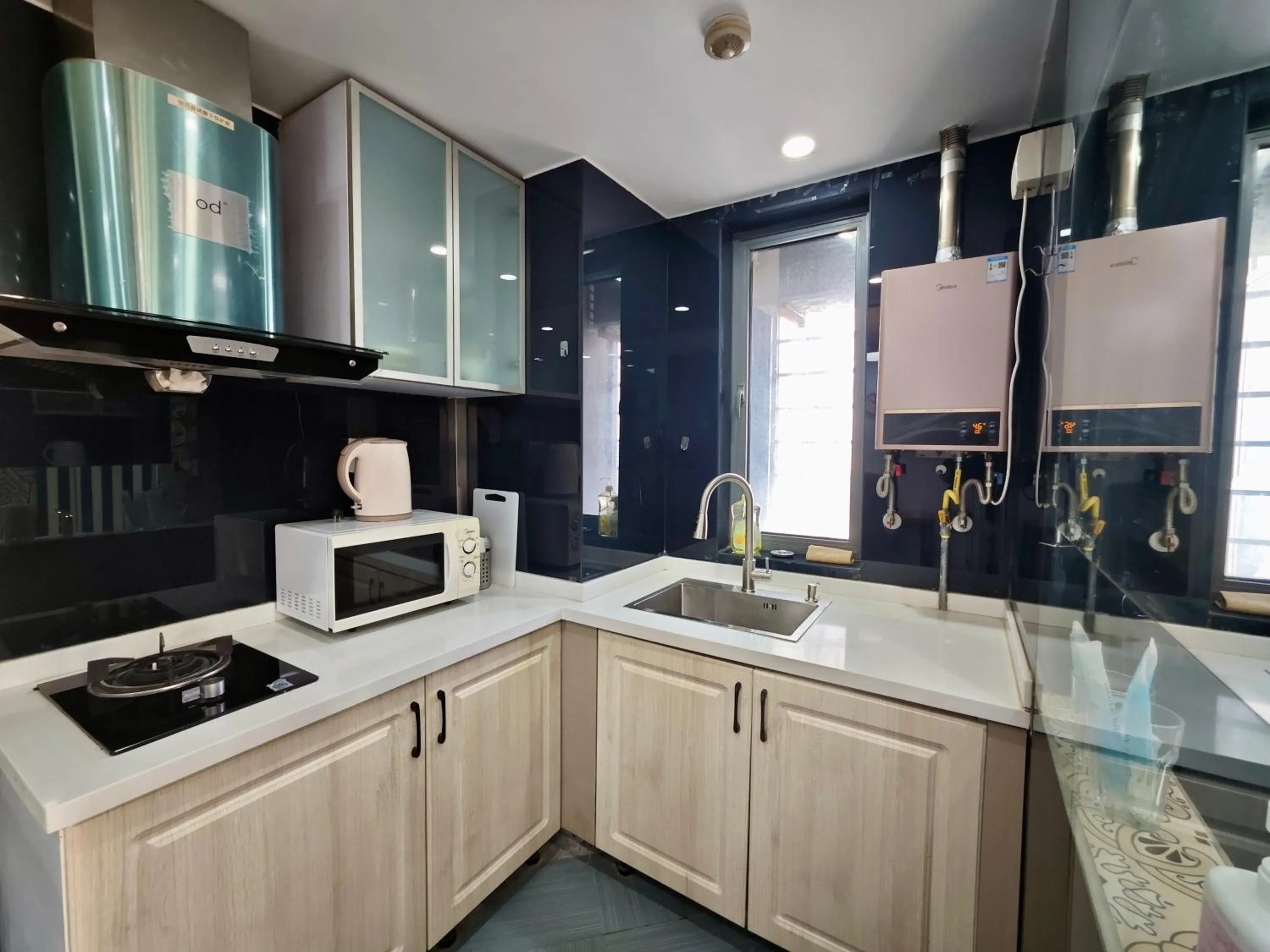 iNestin Shanghai Apt Jinzang Road