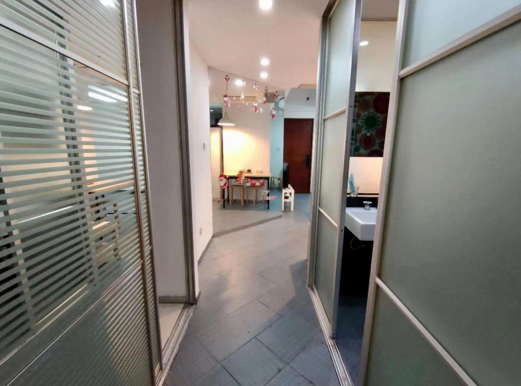 iNestin Shanghai Apt Jinzang Road