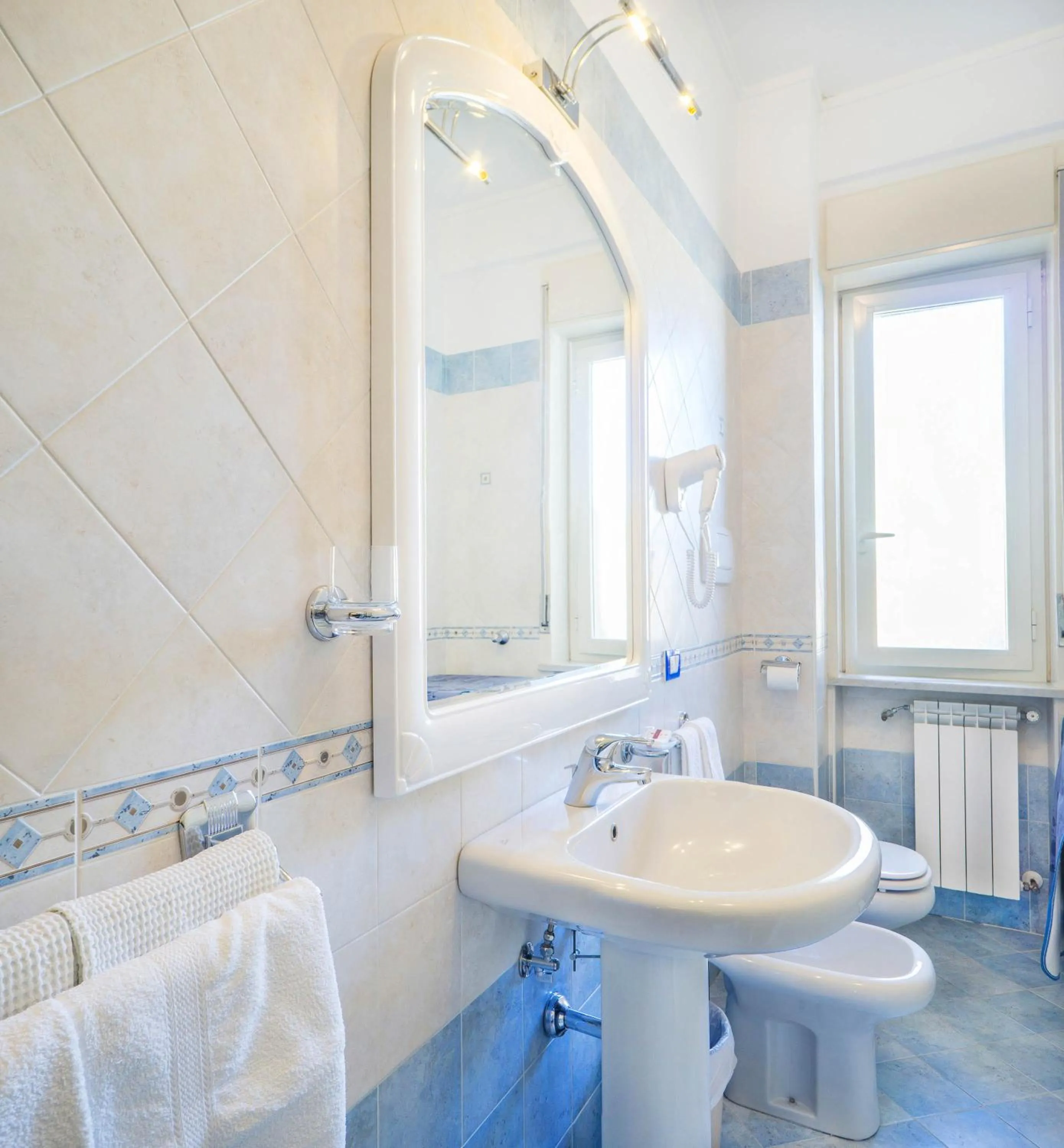 Shower in B&B La casa D'amare