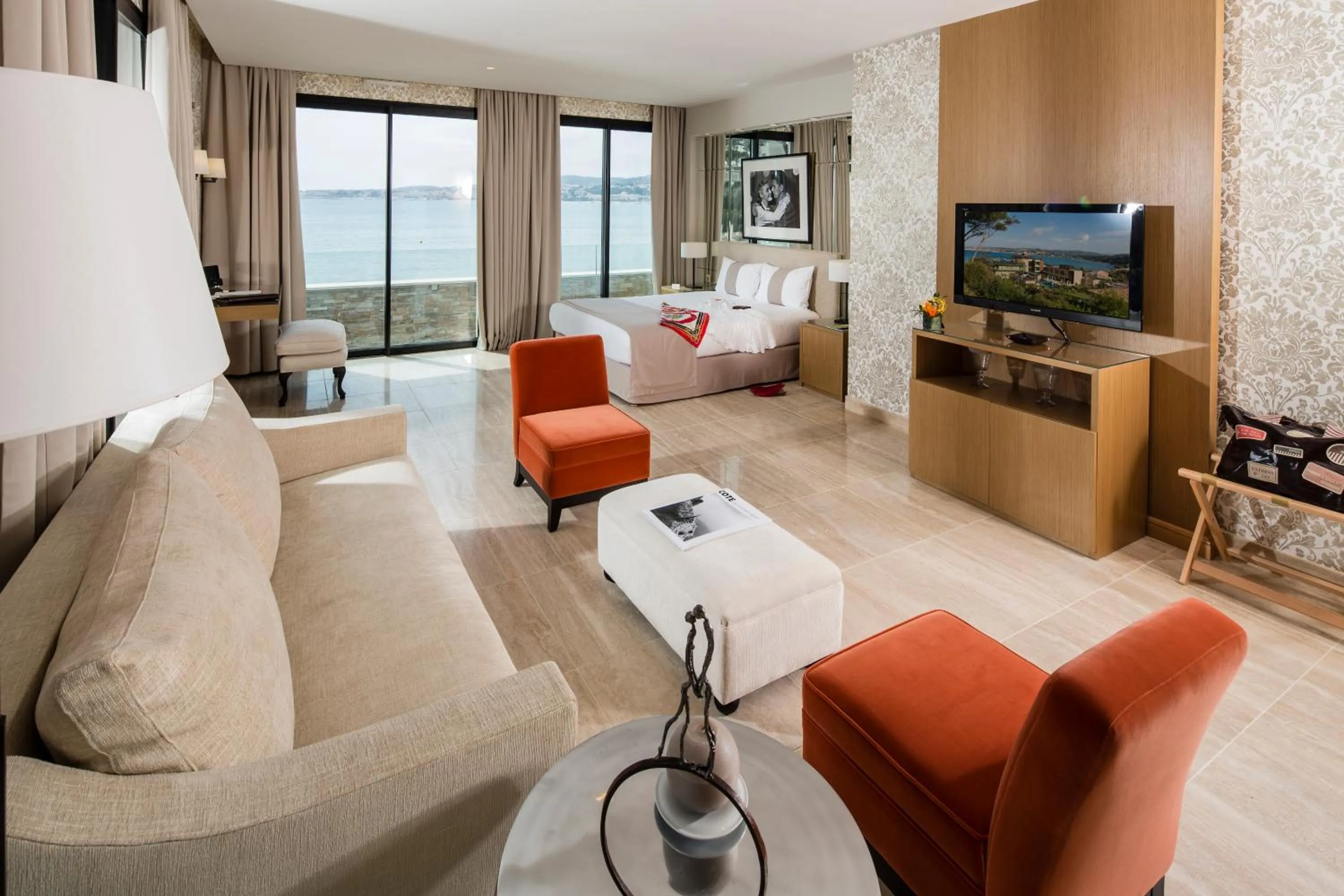 Day in Hostellerie La Farandole