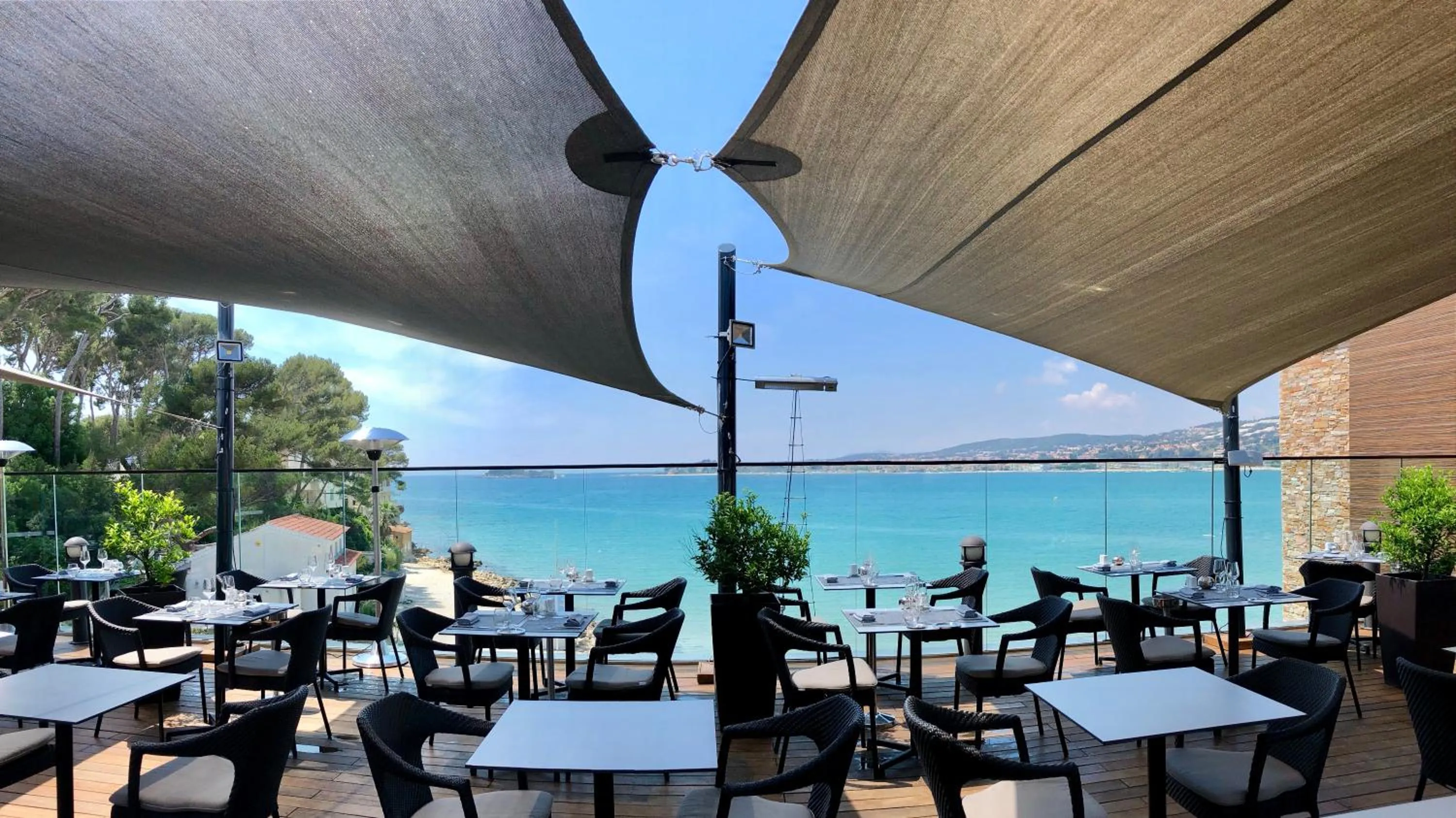 Patio in Hostellerie La Farandole