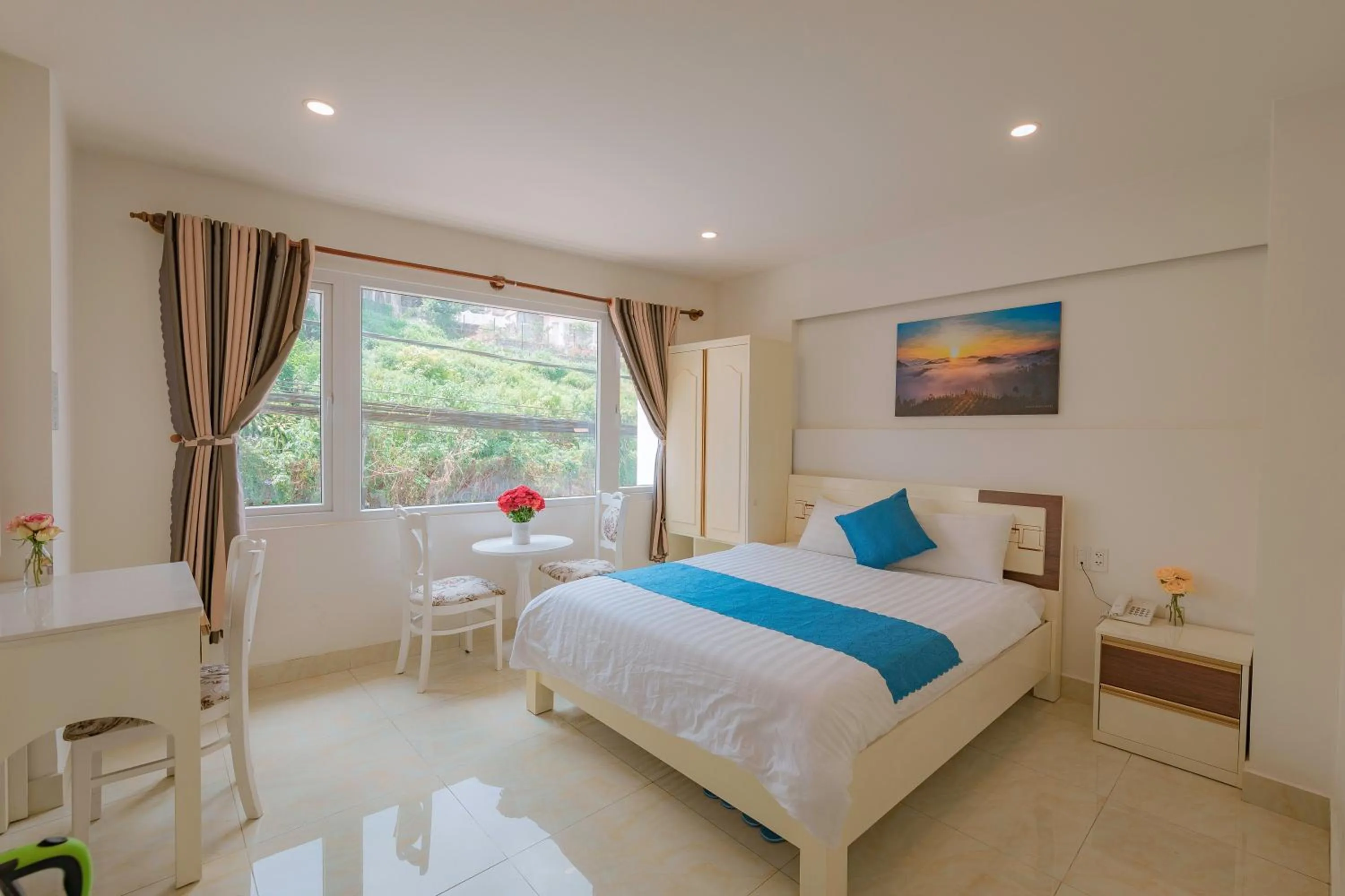 Photo of the whole room, Bed in Thanh Thanh Hotel