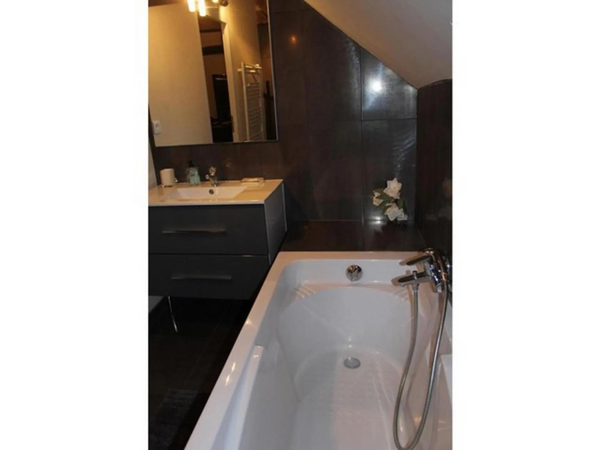 Bathroom in La Ferme des Moulineaux