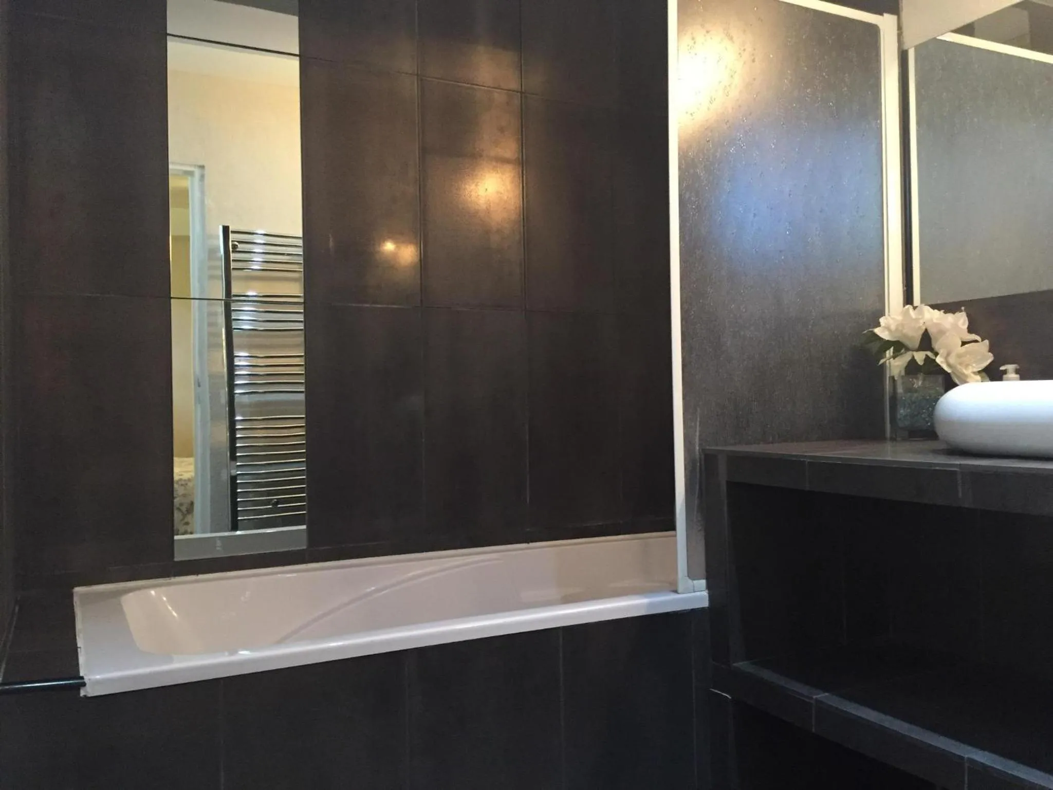 Bathroom in La Ferme des Moulineaux