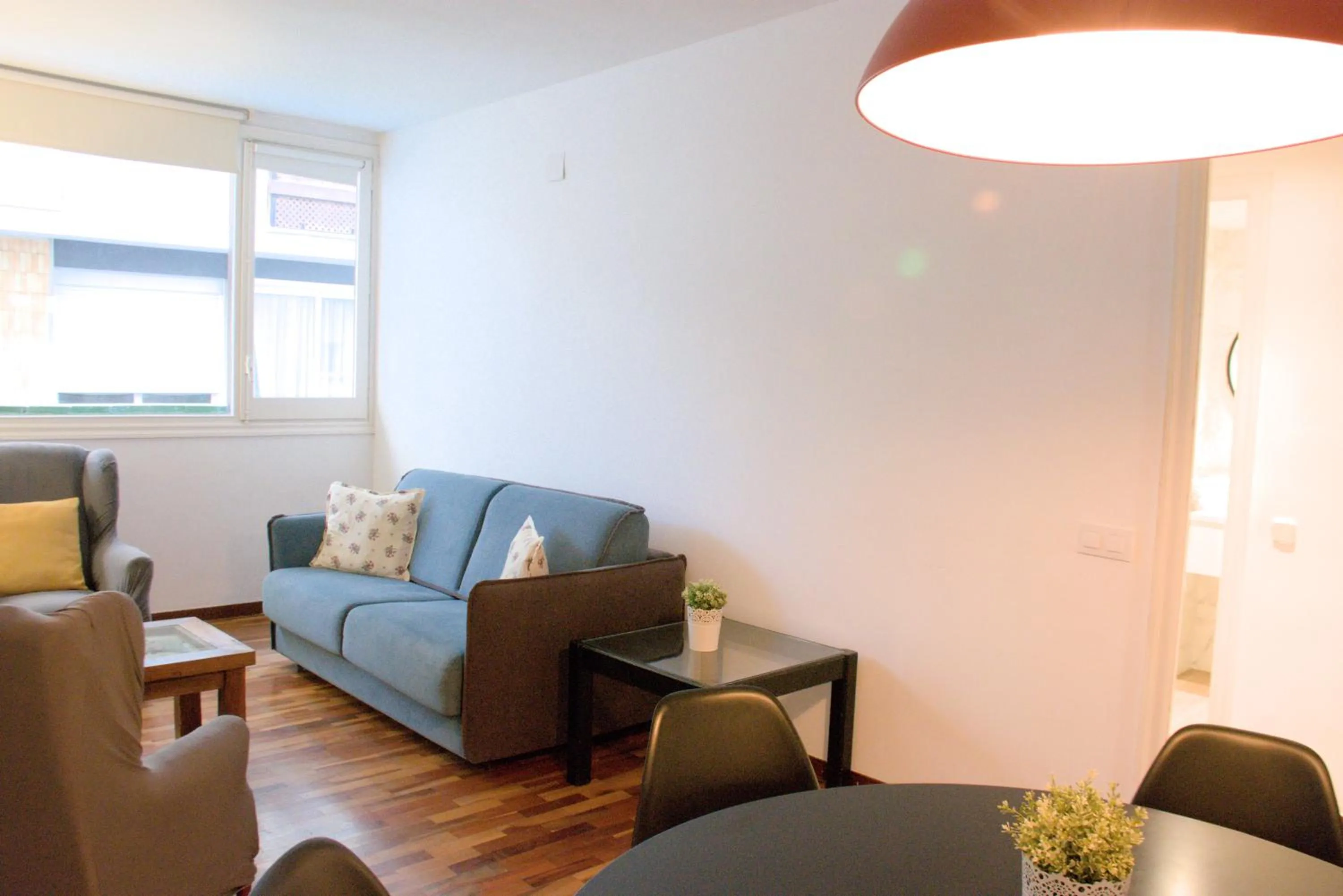 Sweet BCN Three Bedroom Apartment