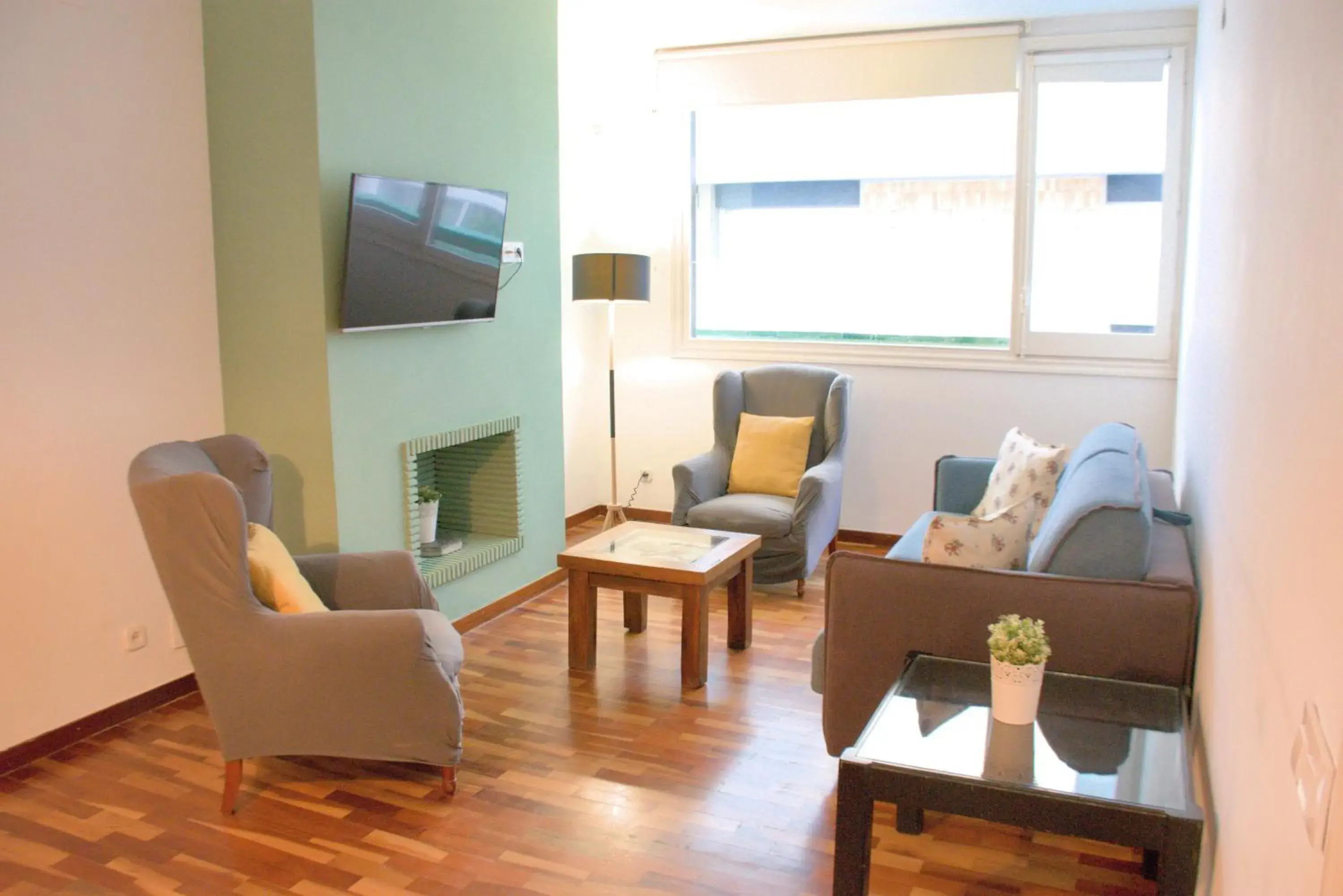 Sweet BCN Three Bedroom Apartment Sweet BCN Three Bedroom Apartment