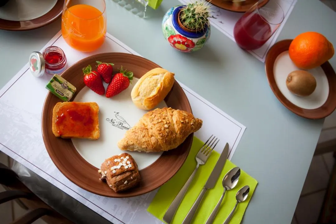 Buffet breakfast in Na' Poesia B&B di Charme
