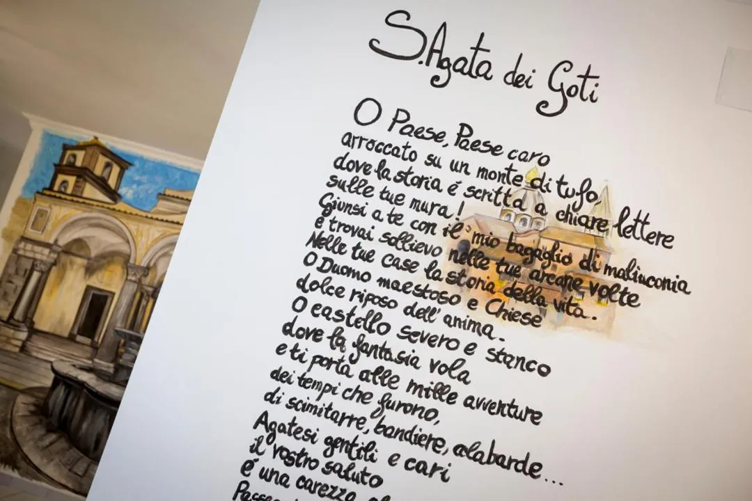 Decorative detail in Na' Poesia B&B di Charme