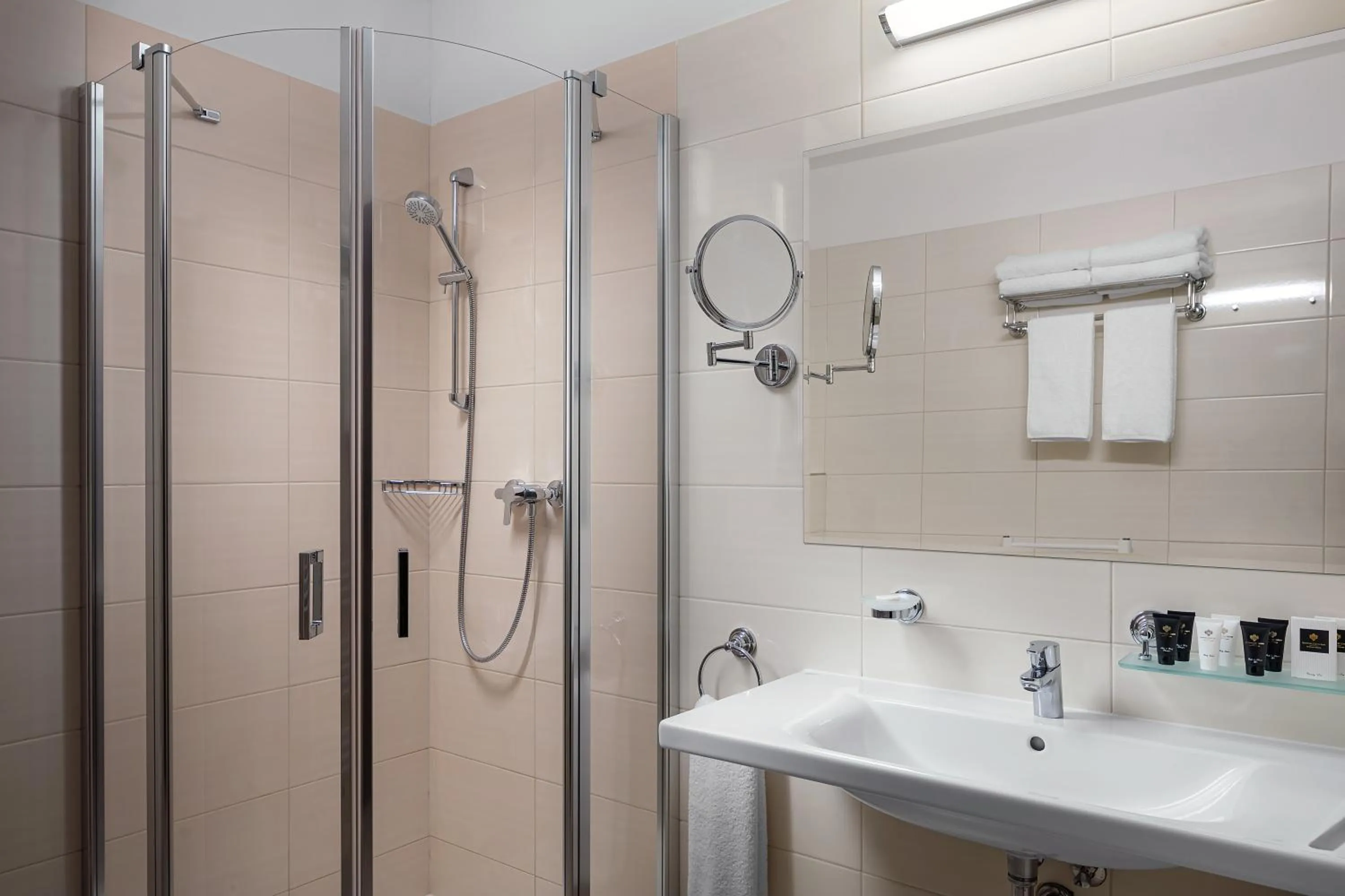 Bathroom in Grandhotel Nabokov