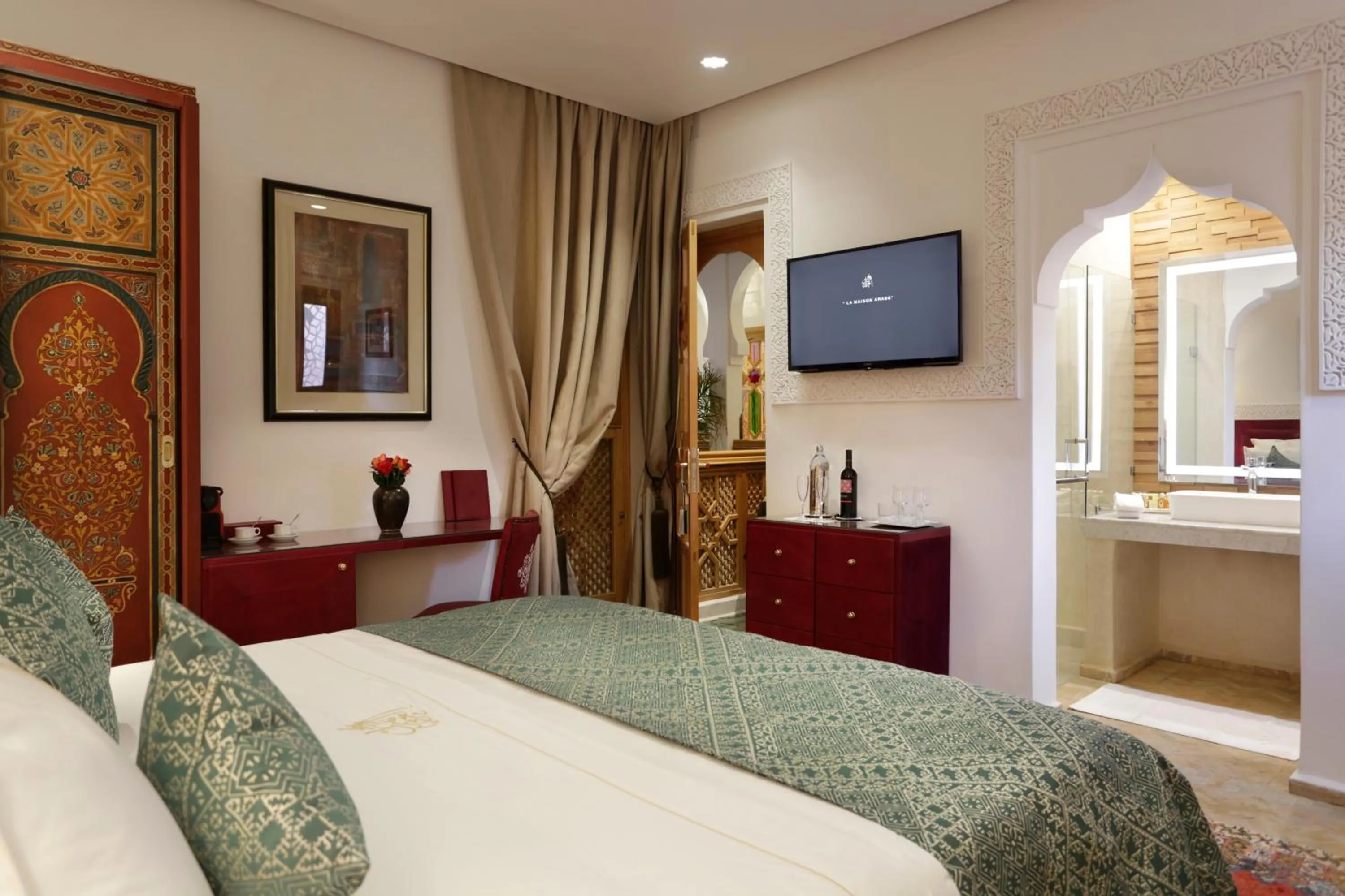 Bed in La Maison Arabe Hotel, Spa & Cooking Workshops