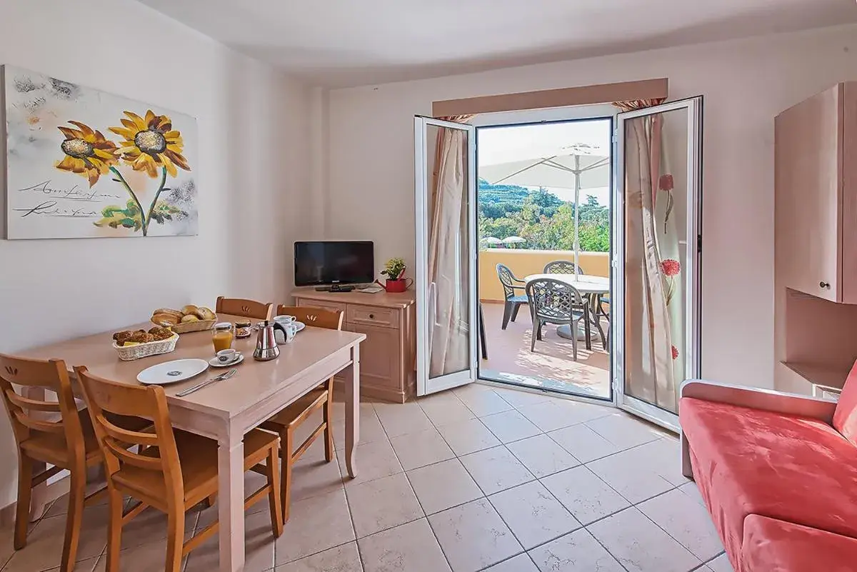 One-Bedroom Apartment with Terrace in Il Villaggio Di Giuele One-Bedroom Apartment with Terrace in Il Villaggio Di Giuele