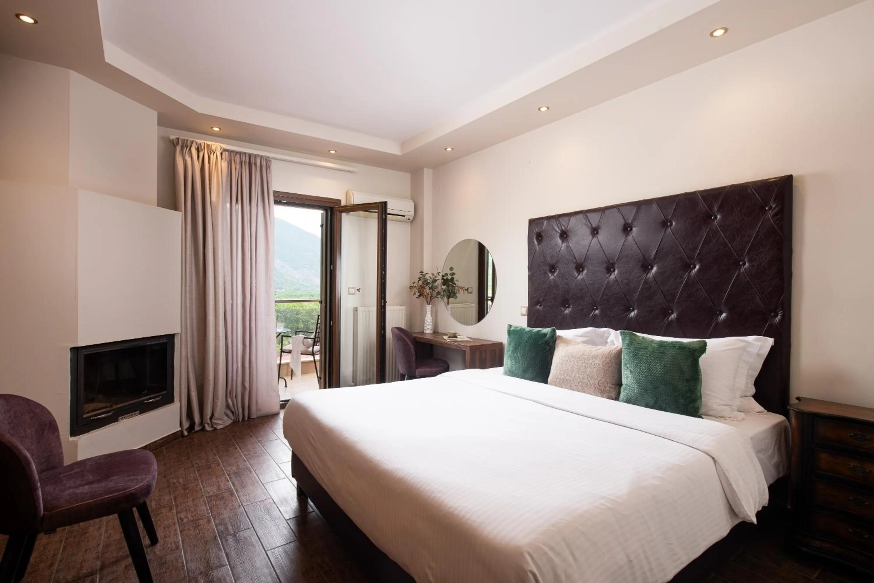 Bed in Hotel Naiades