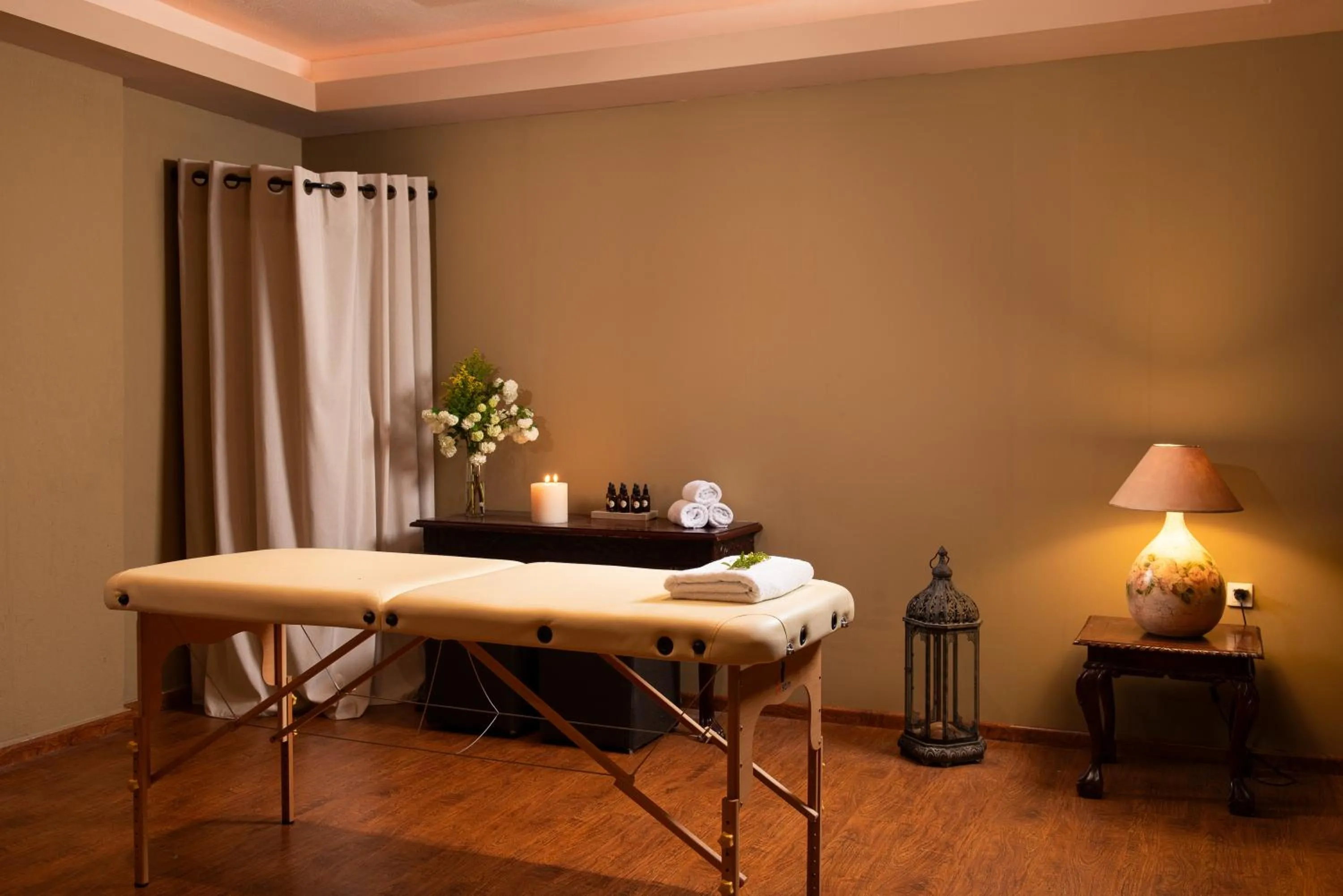 Massage in Hotel Naiades