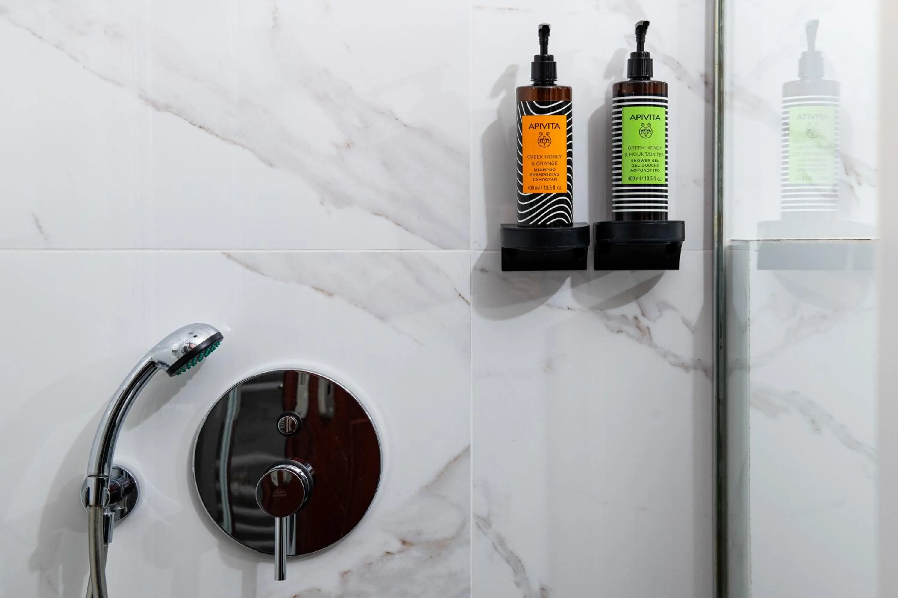 Bathroom in Hotel Naiades