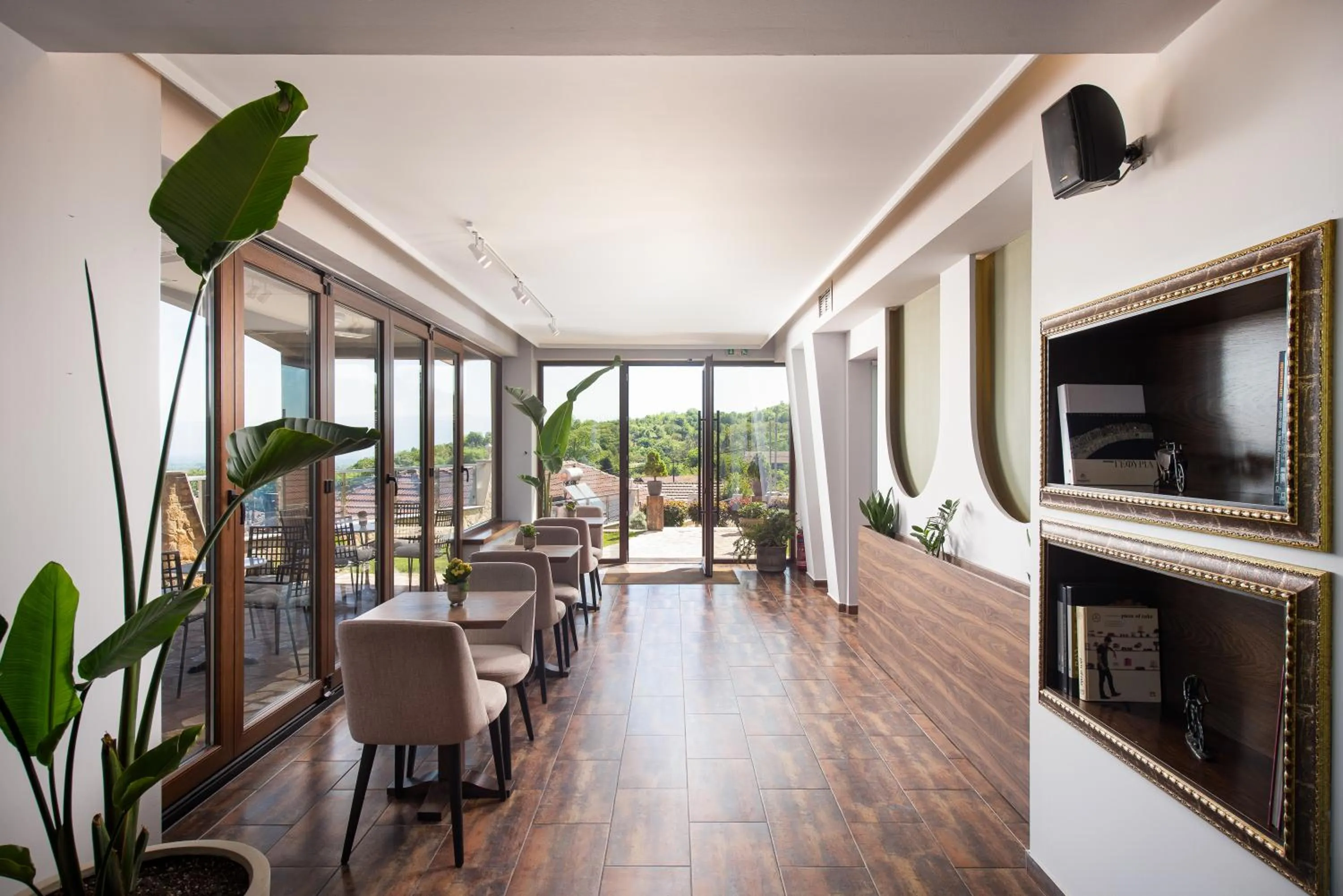 Lounge or bar in Hotel Naiades