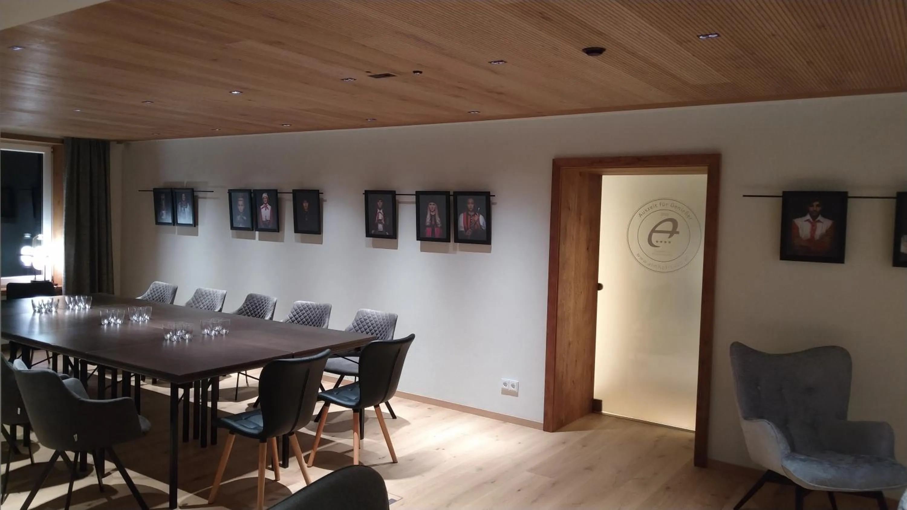 Communal lounge/ TV room in Hotel Almhof Rupp