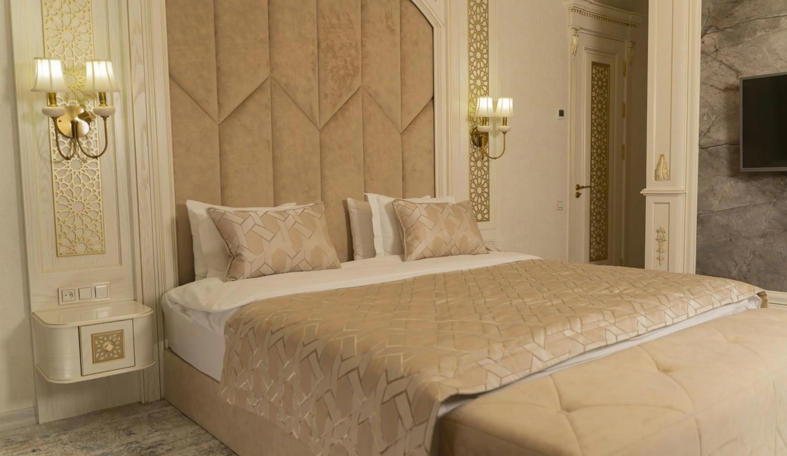 Bed in DiliMah Premium Luxury