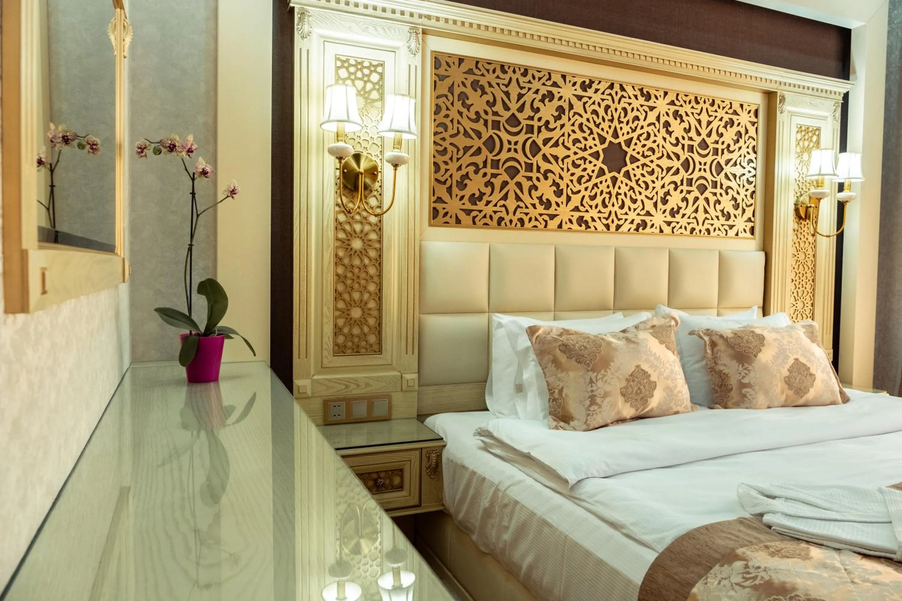 Bed in DiliMah Premium Luxury