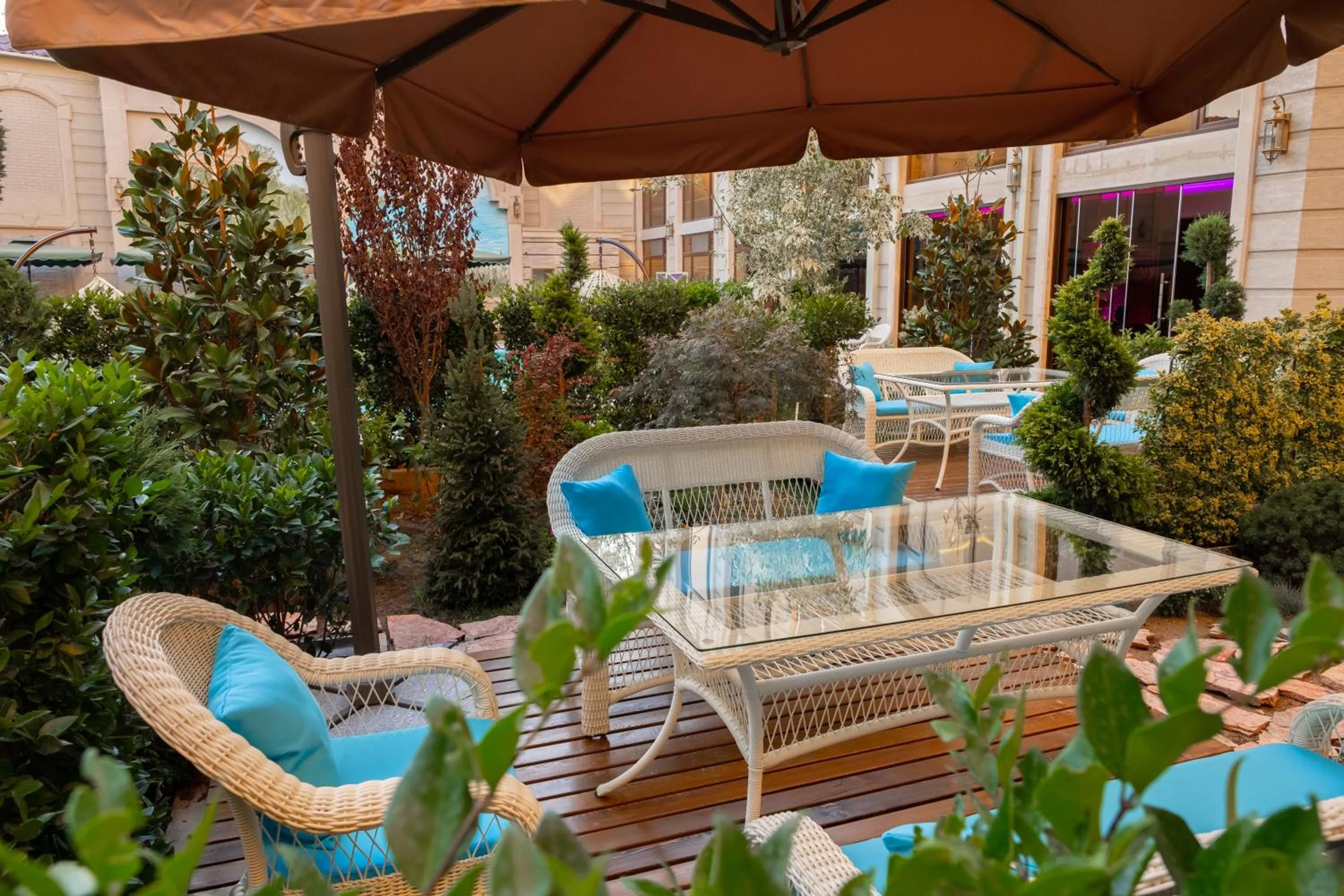 On site in DiliMah Premium Luxury