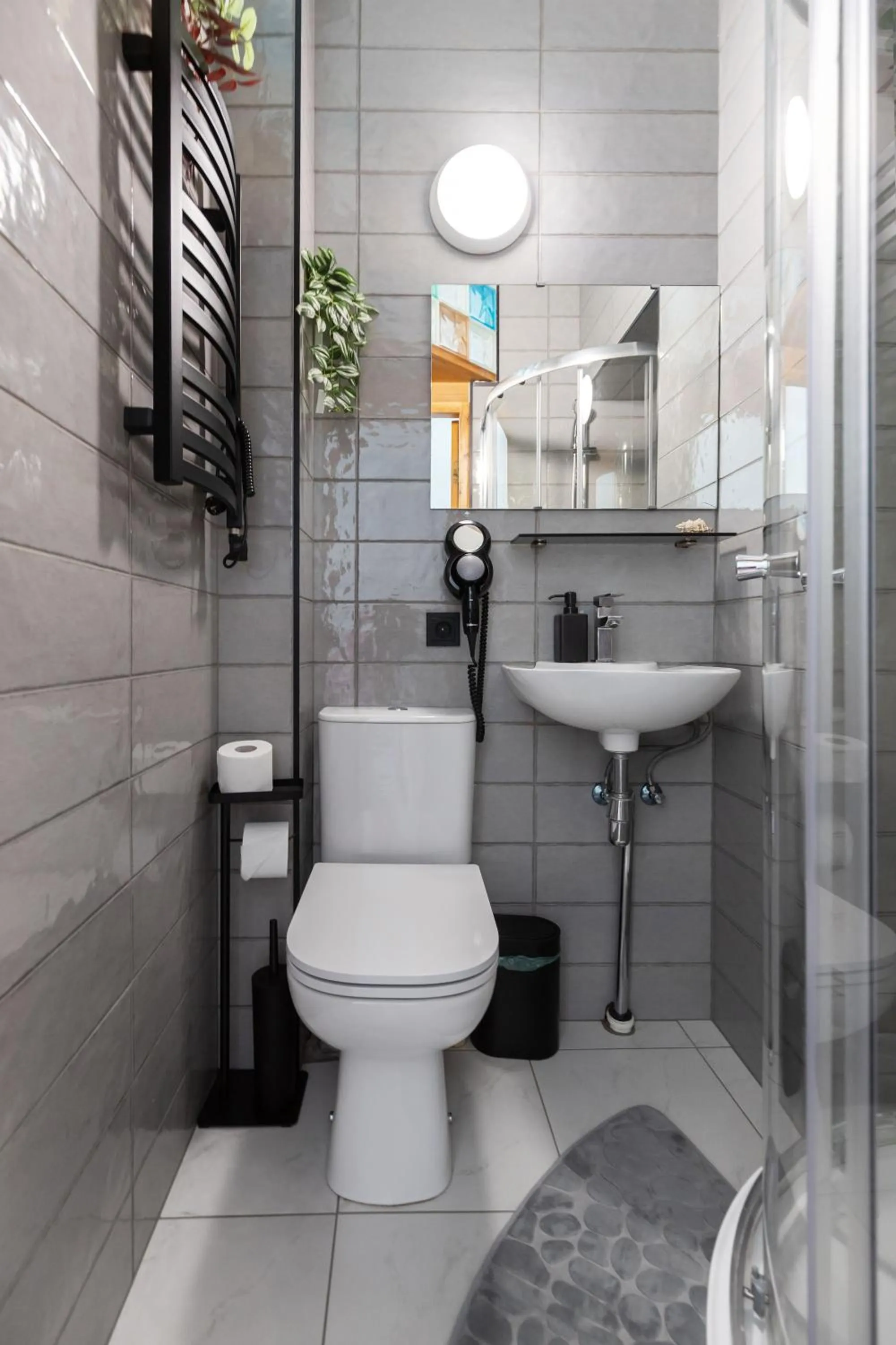 Bathroom in House of Sun