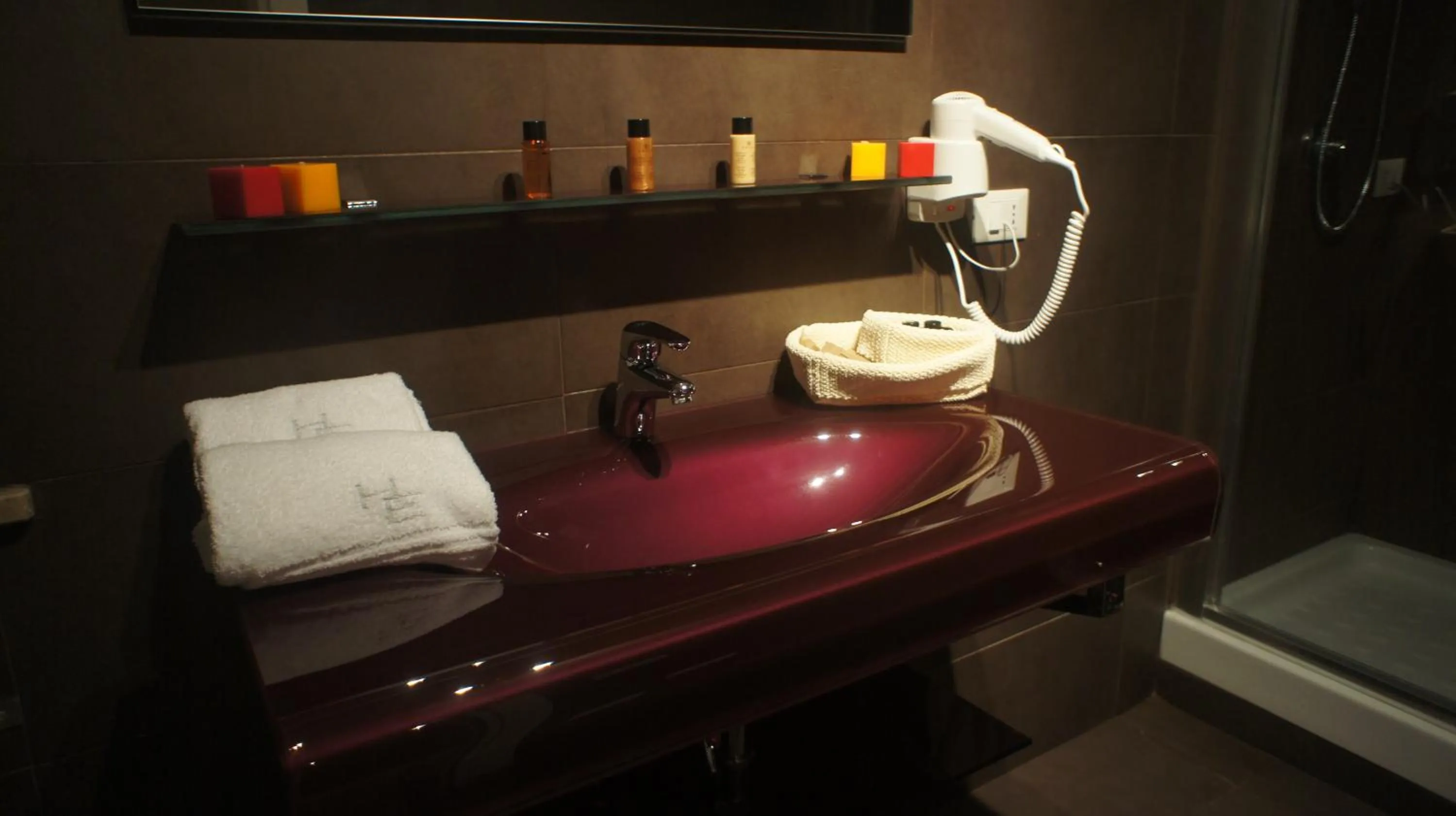 Shower in Hotel Eremo