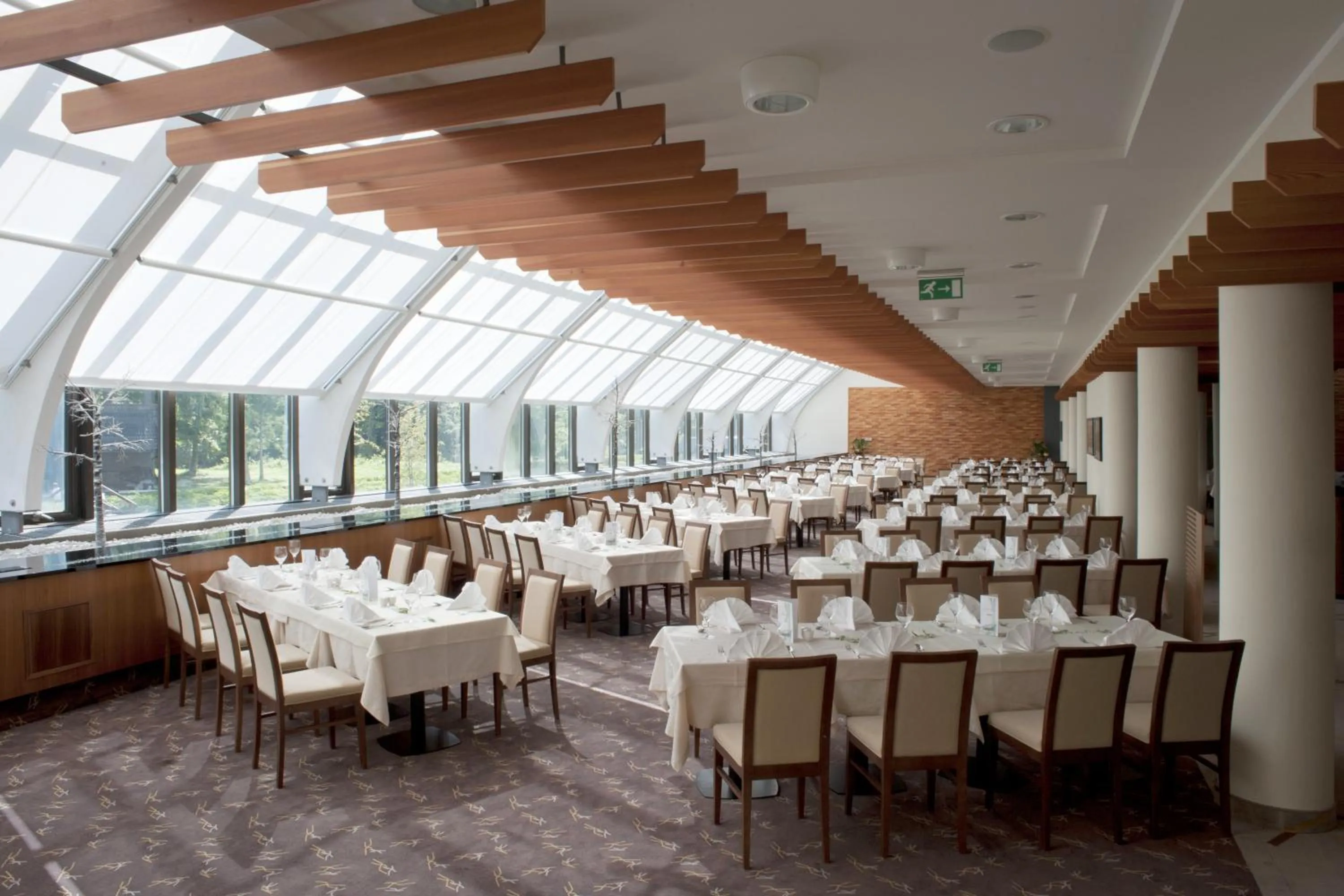 Restaurant/places to eat in Špik Alpine Resort