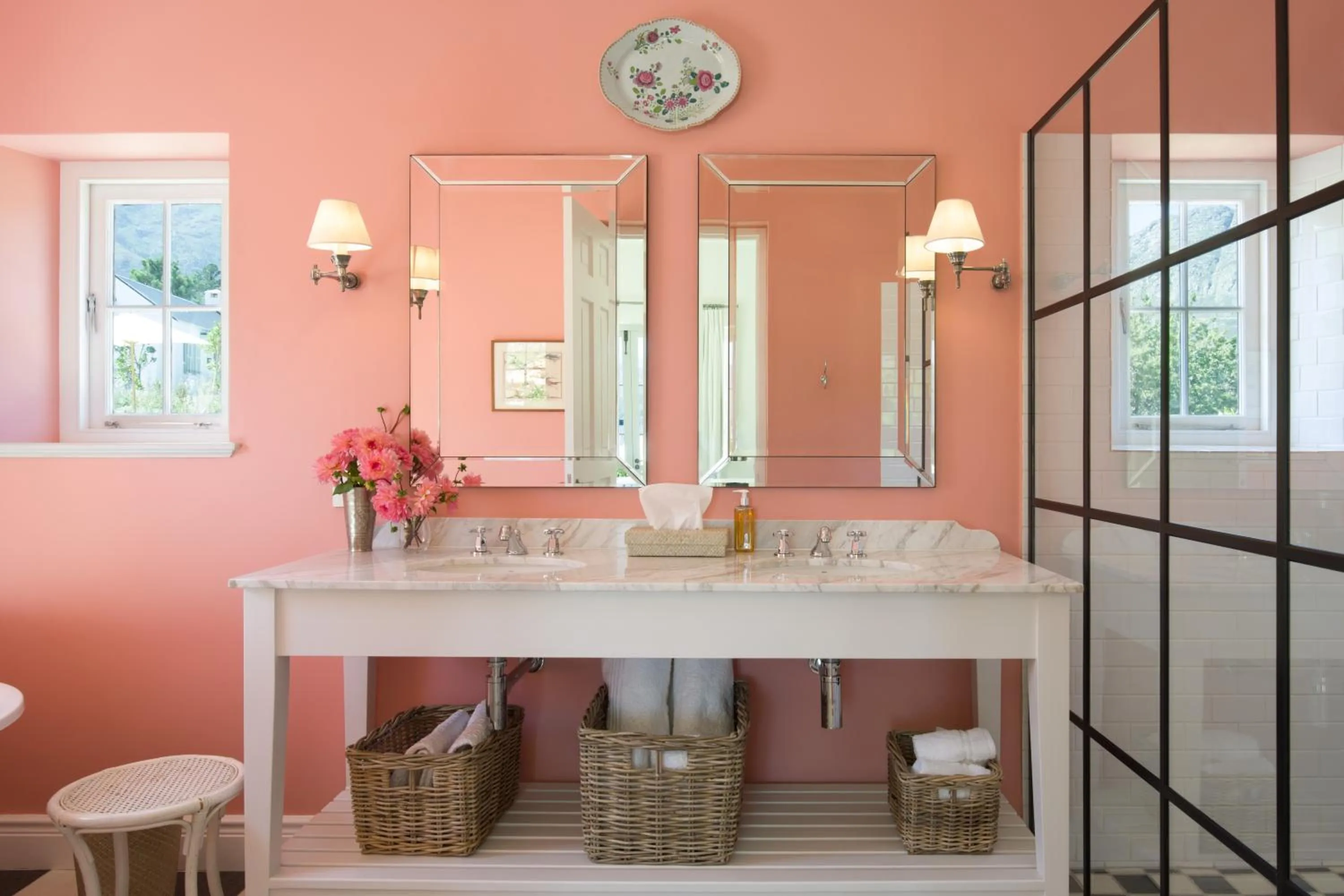 Shower in La Cotte Orchard Cottages