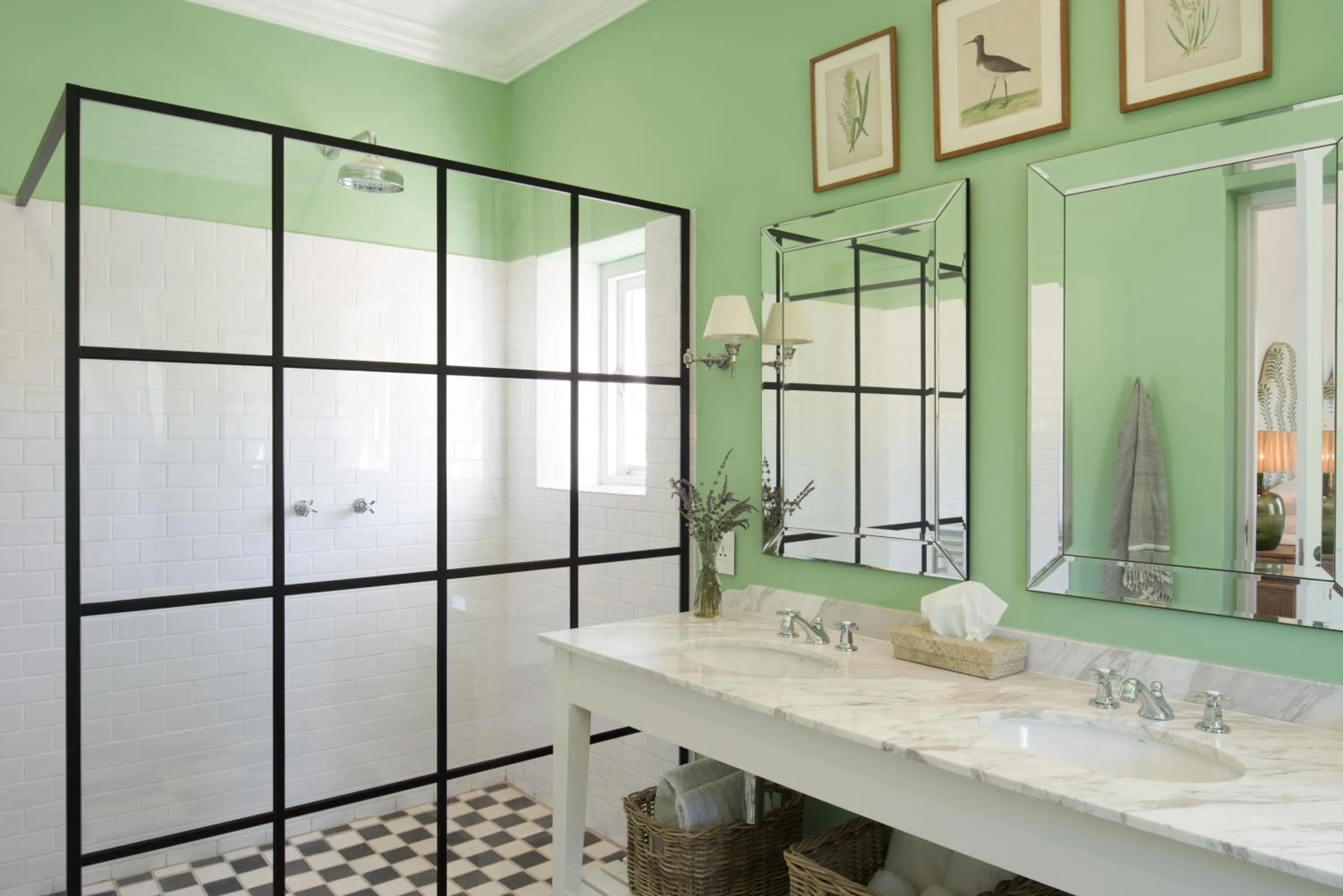 Shower in La Cotte Orchard Cottages