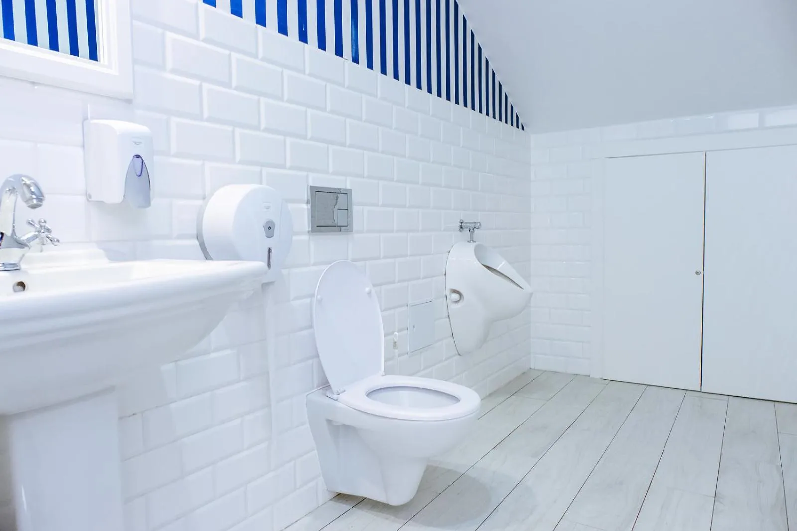 Toilet in Przystań Łeba Resort&Restaurant