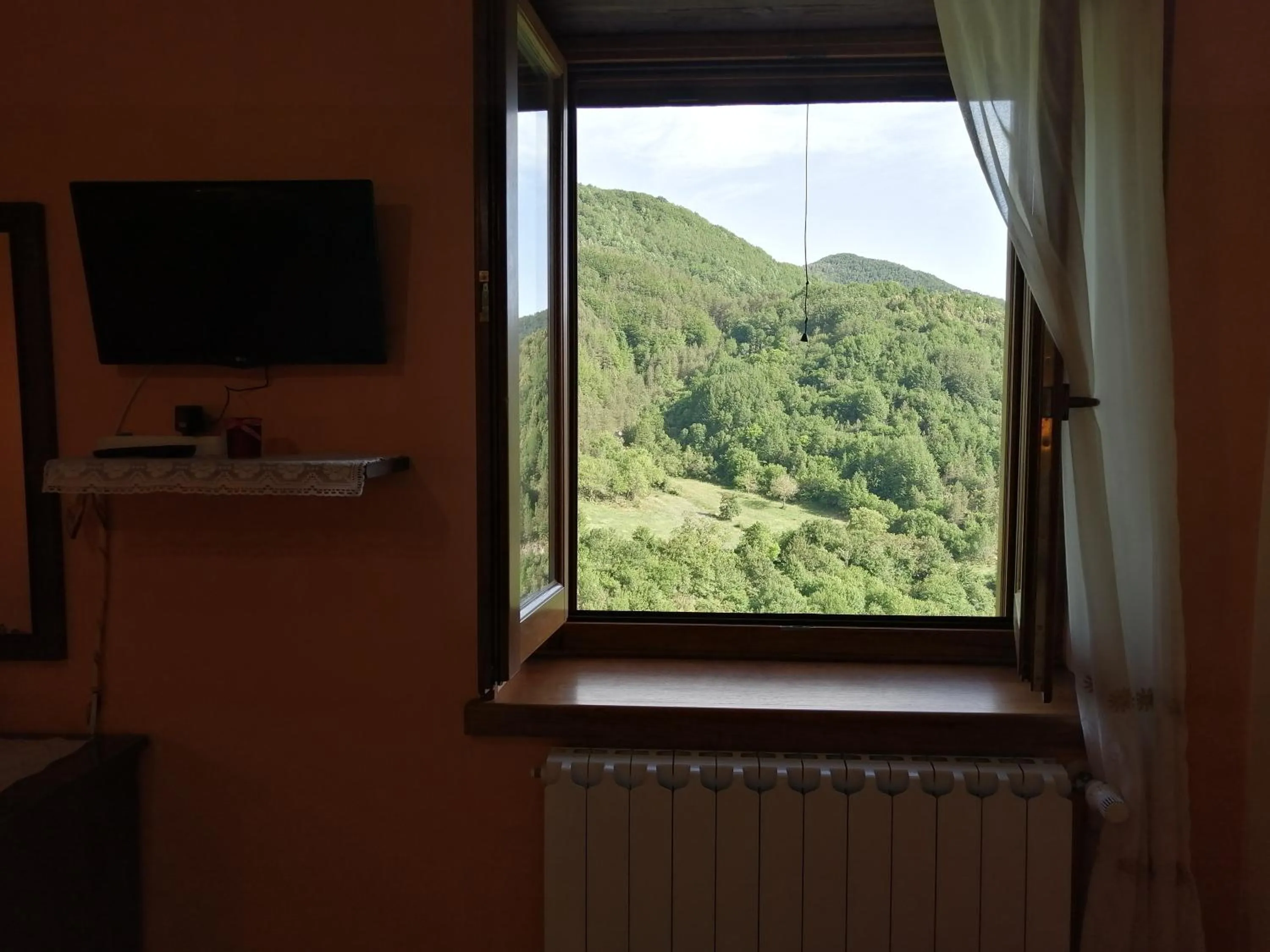 Mountain view in B&B Il Ghiro-Country House