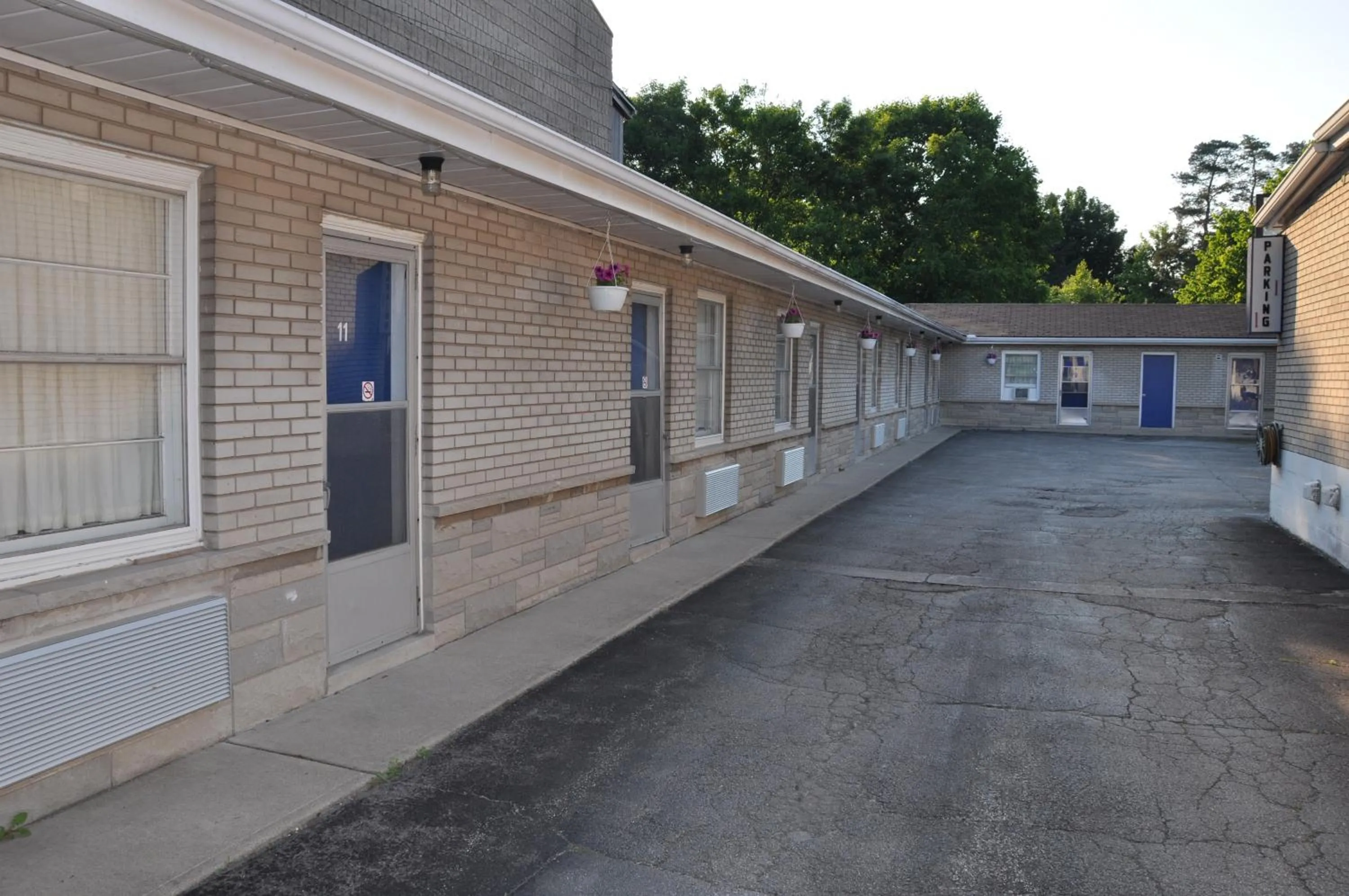 Area and facilities in Royal Inn