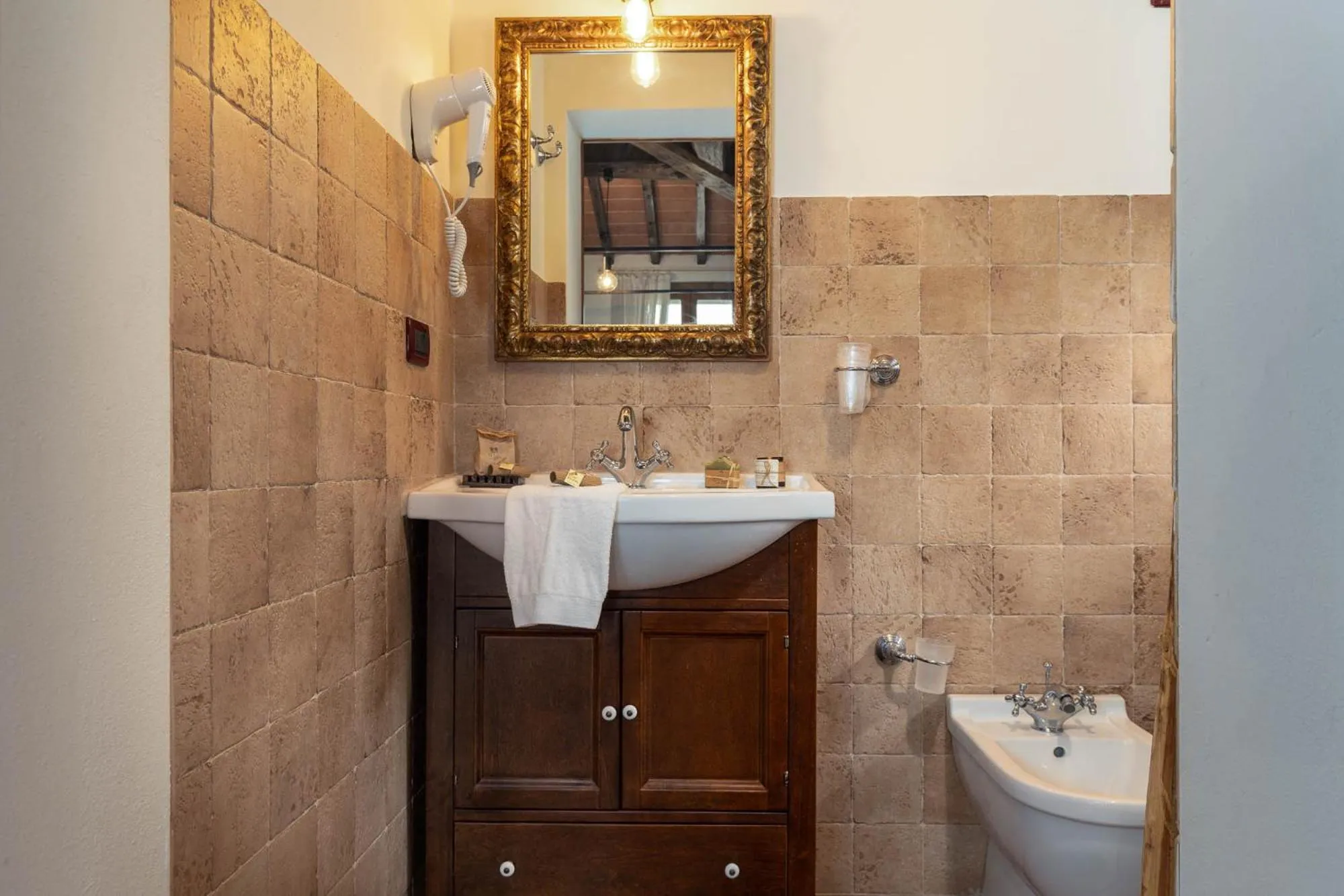 Bathroom in DormiVeglia B&B