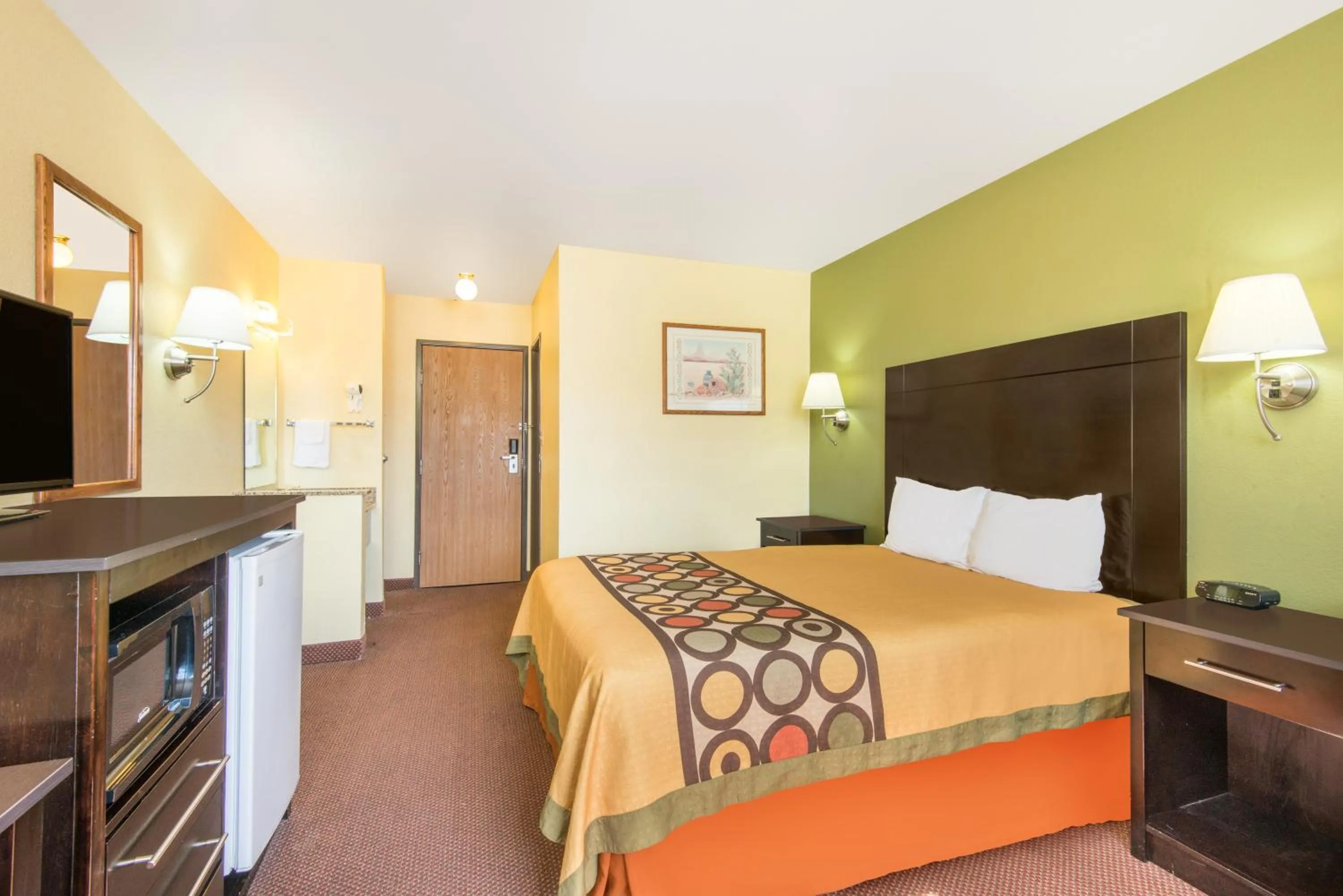 Bed in Super 8 by Wyndham Moriarty