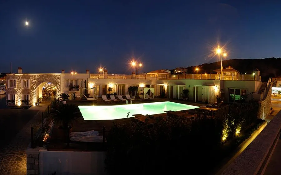 Off site in Cesme Marina Konukevi