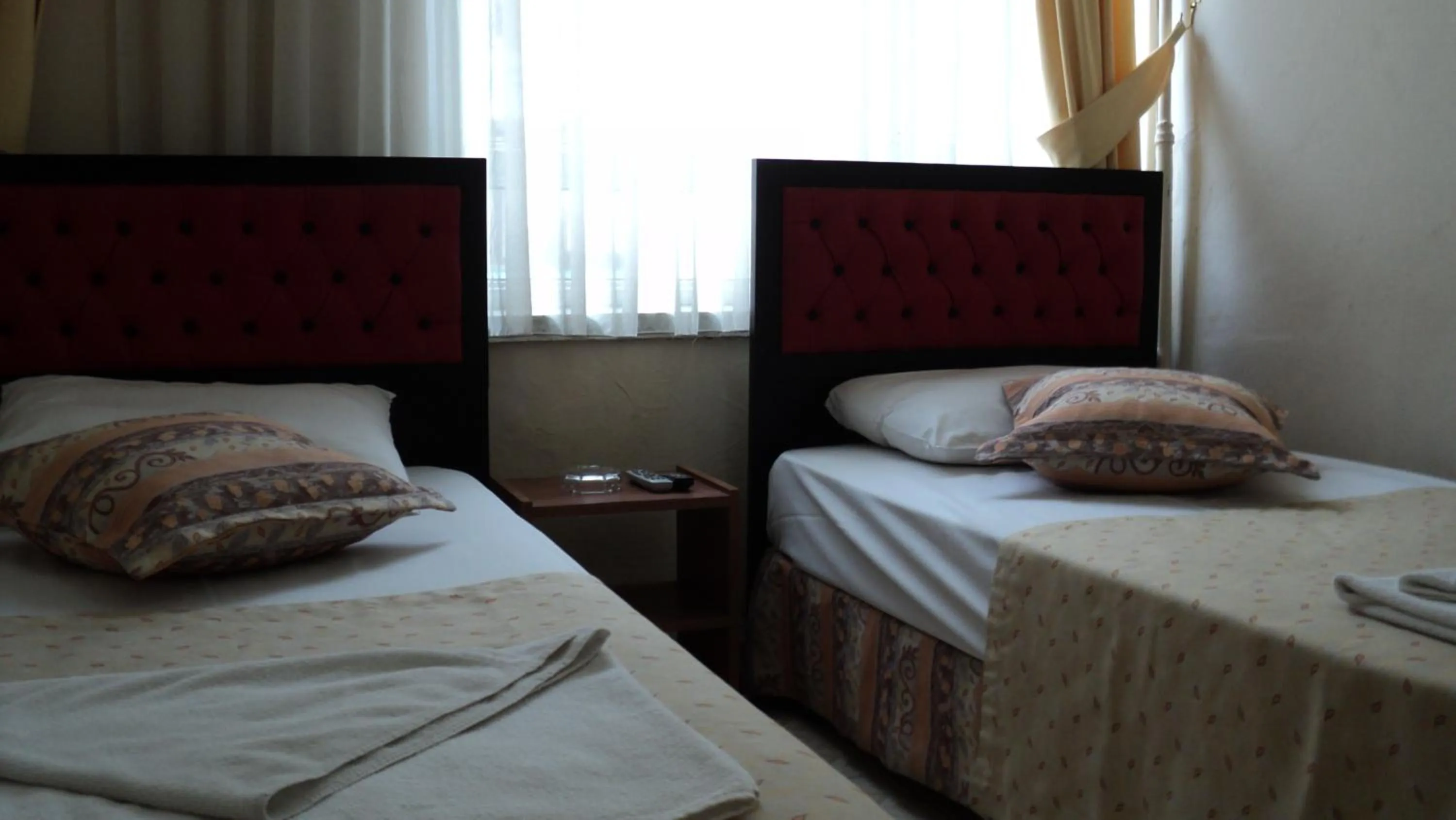 Bed in Yavuz Hotel