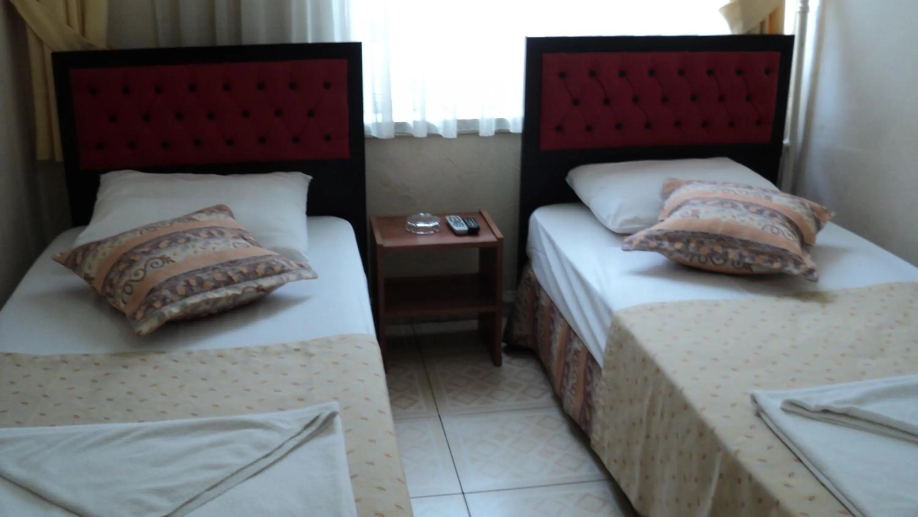 Bed in Yavuz Hotel