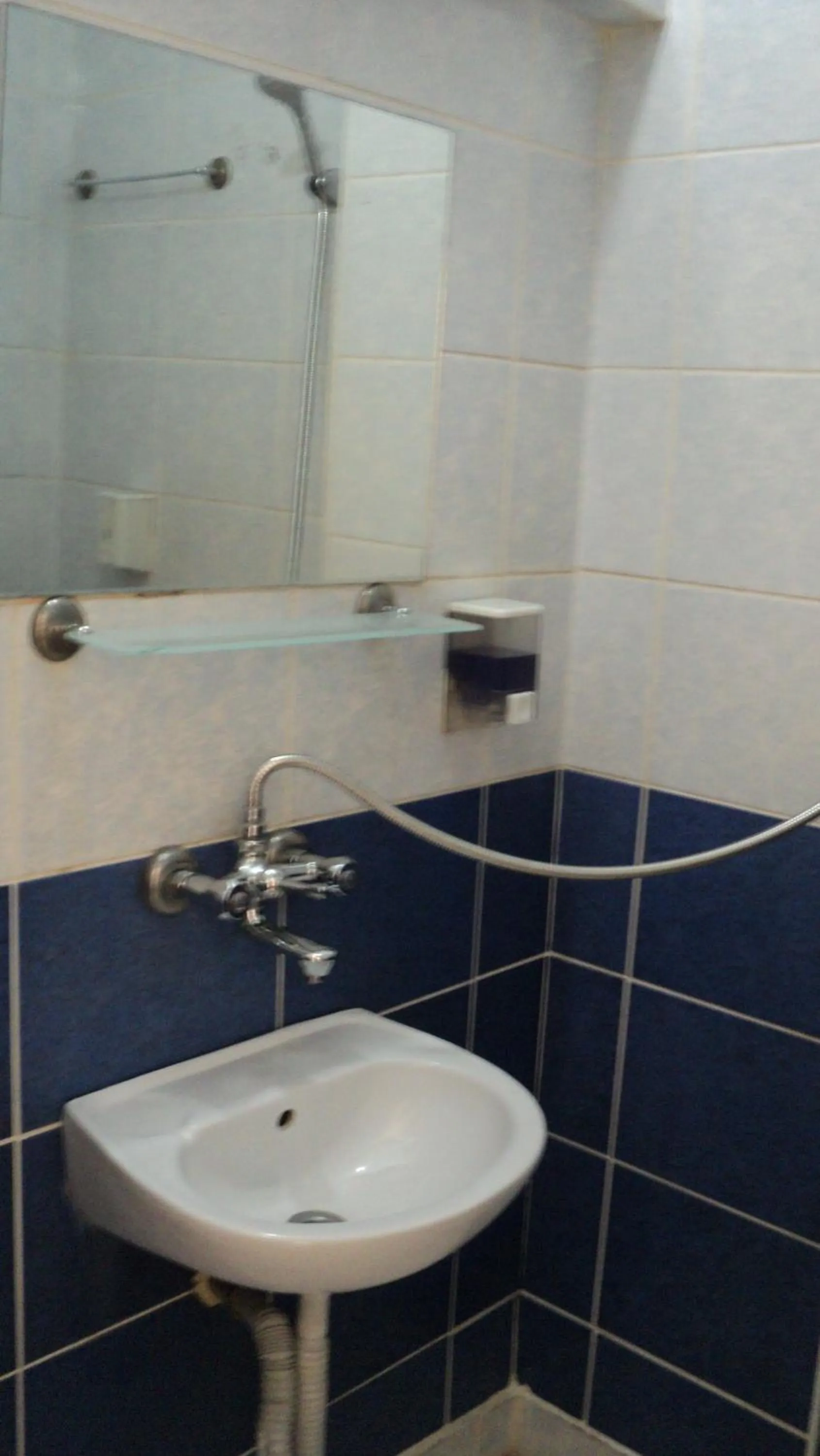 Bathroom in Yavuz Hotel