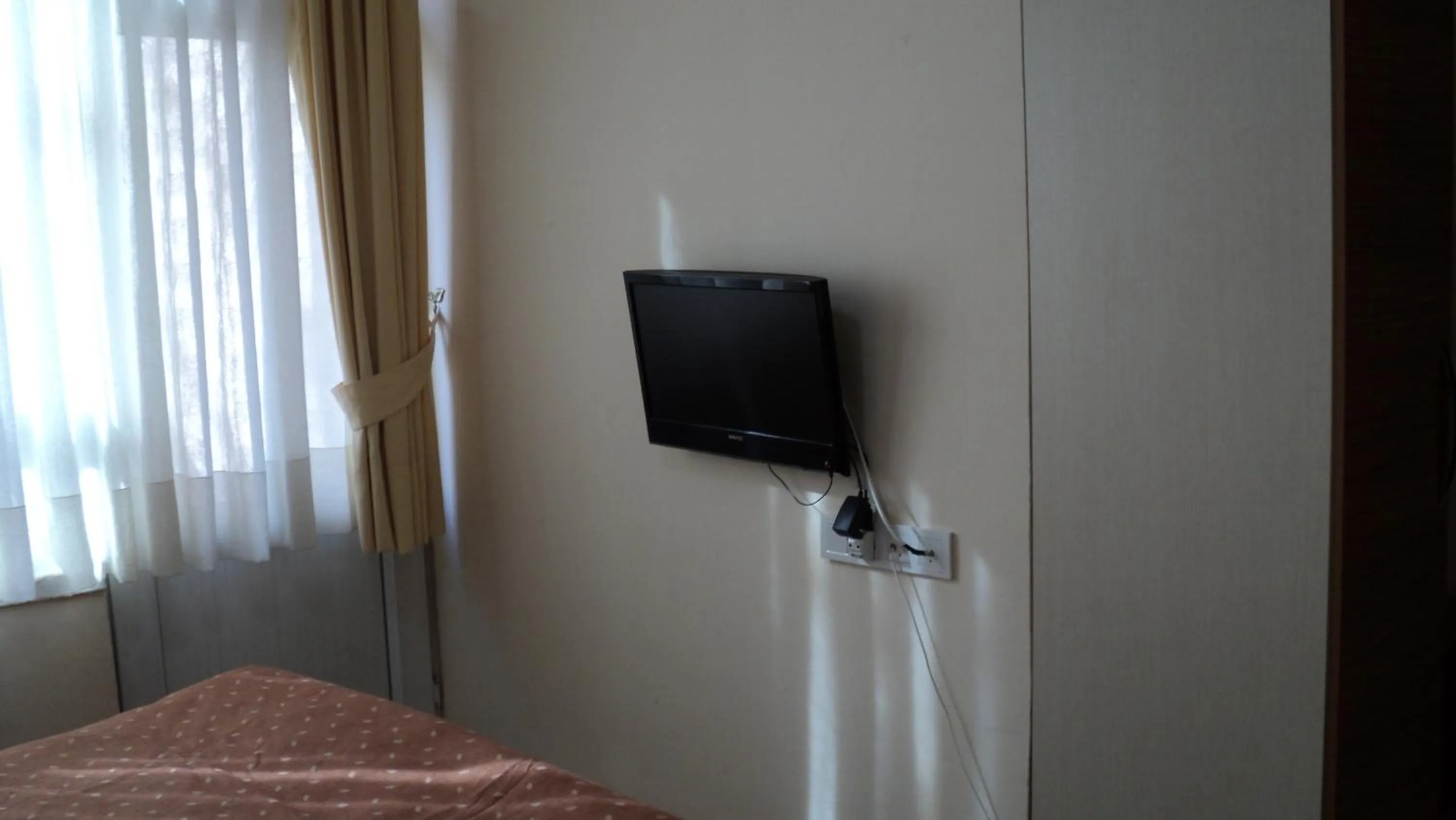 TV and multimedia, Bed in Yavuz Hotel