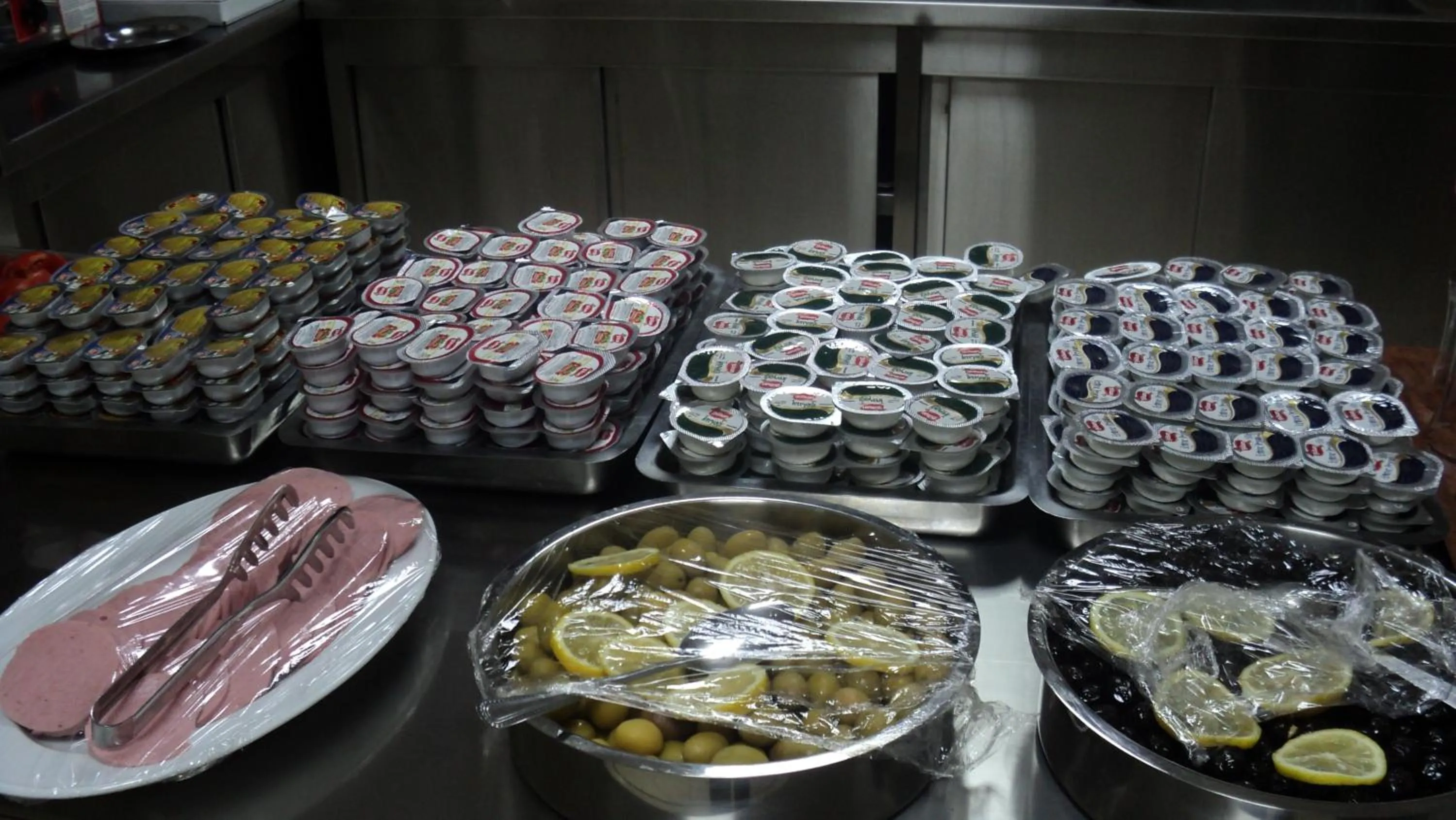 Food and drinks in Yavuz Hotel