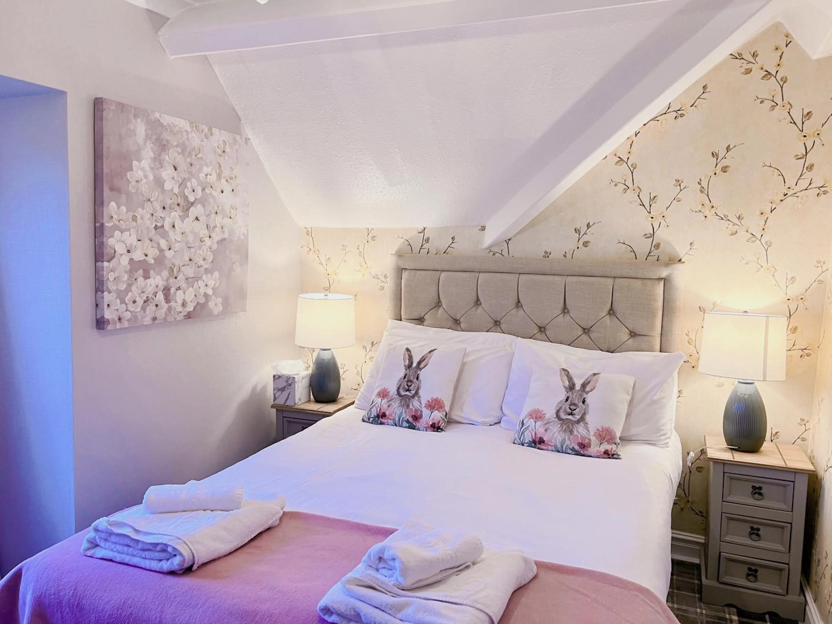 Bedroom in Rayrigg Villa at Windermere