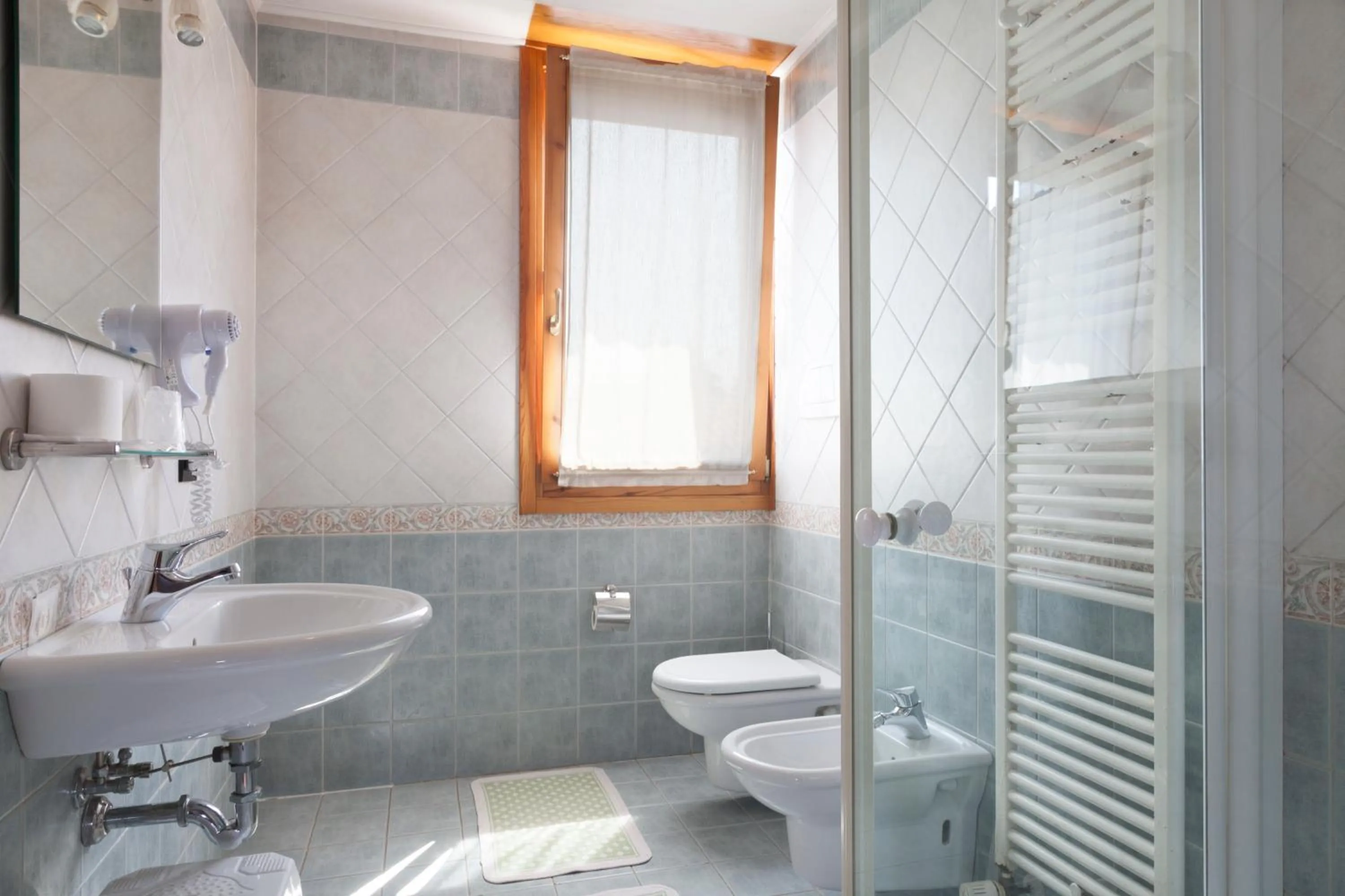 Bathroom in Hotel L'Incontro