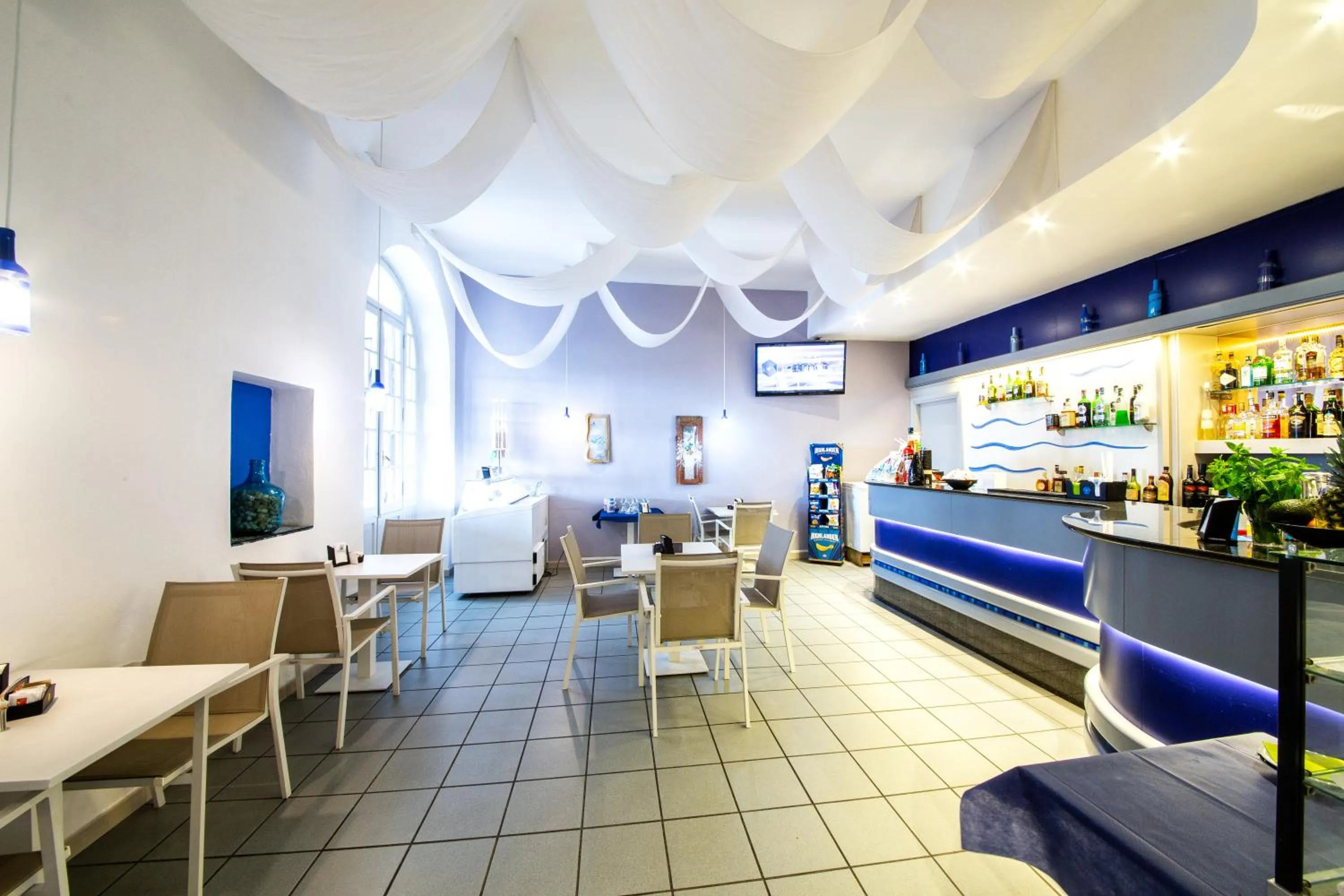 Lounge or bar in Hotel Meli