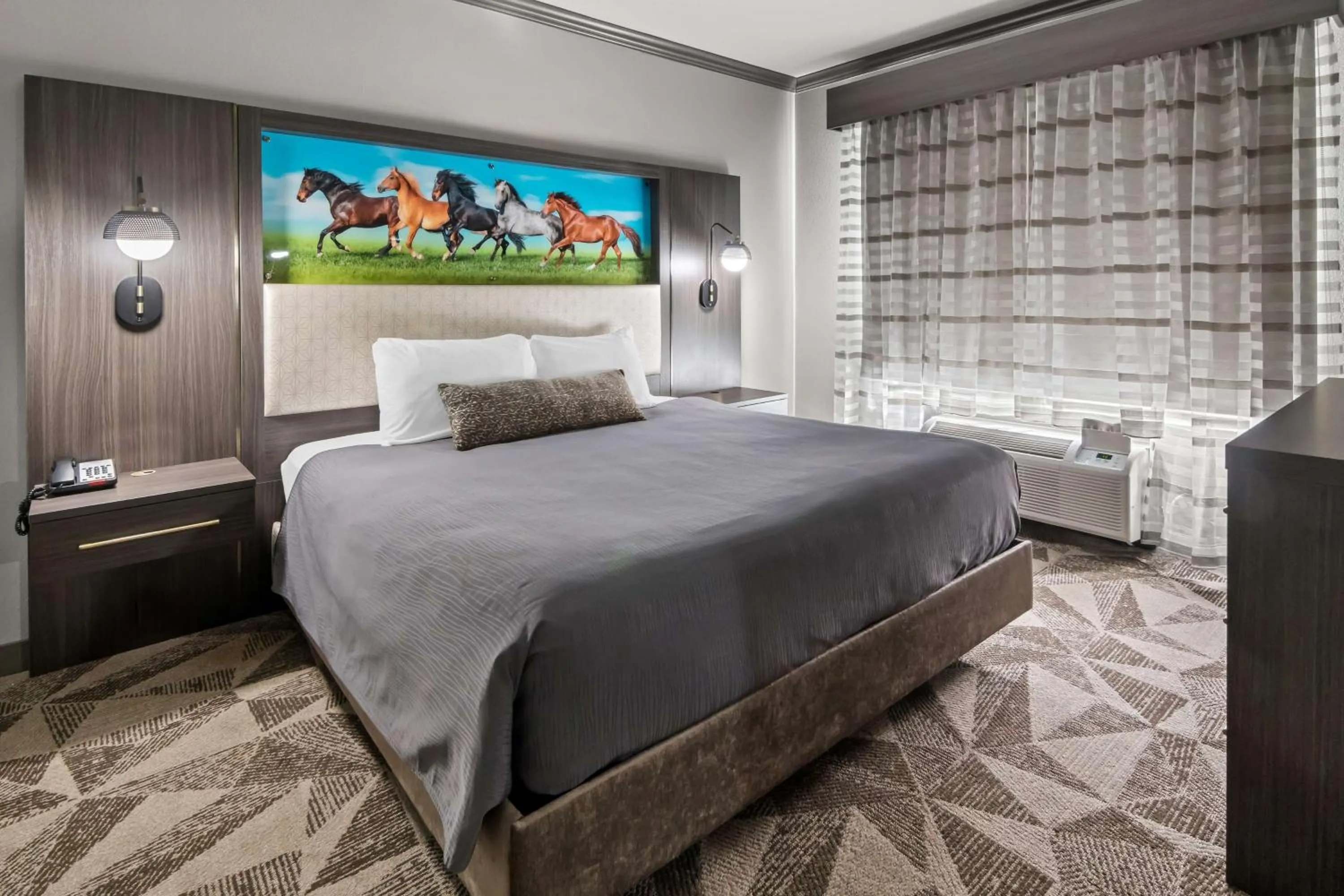 Bedroom, Bed in Big Country Hotel & Suites, SureStay Collection by BW