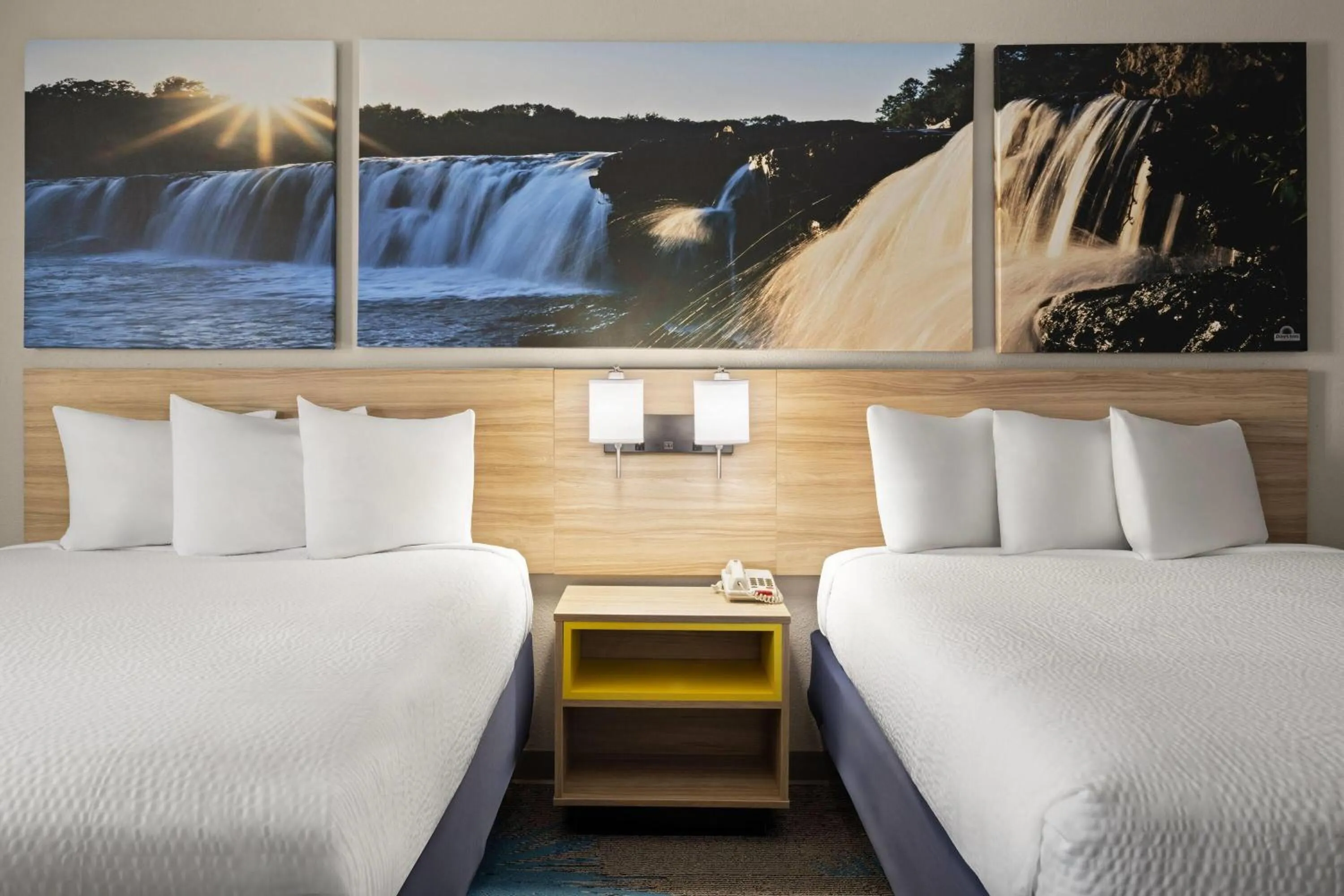 Photo of the whole room in Days Inn by Wyndham Jamestown