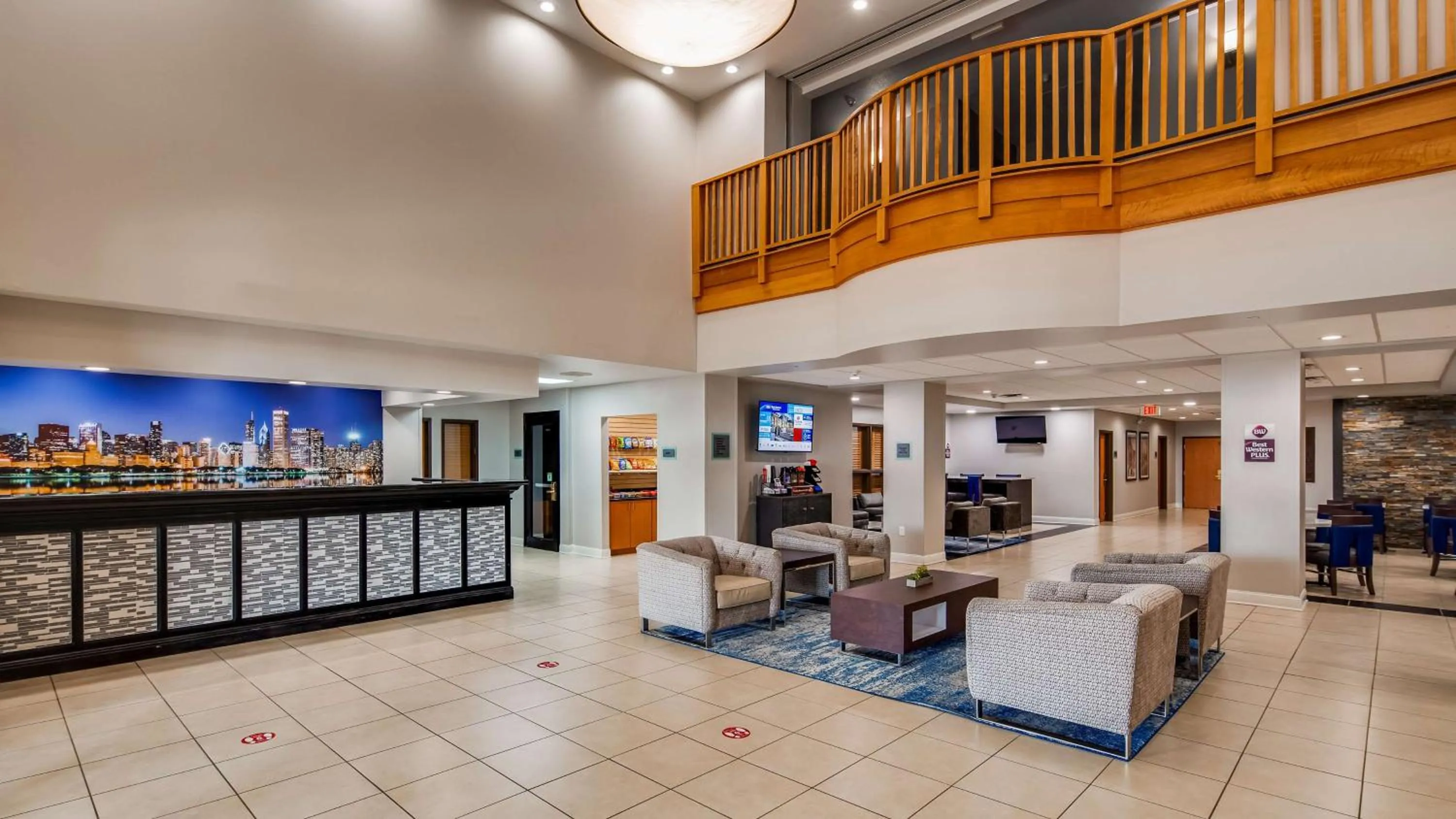 Lobby or reception in Best Western Plus Champaign/Urbana Inn