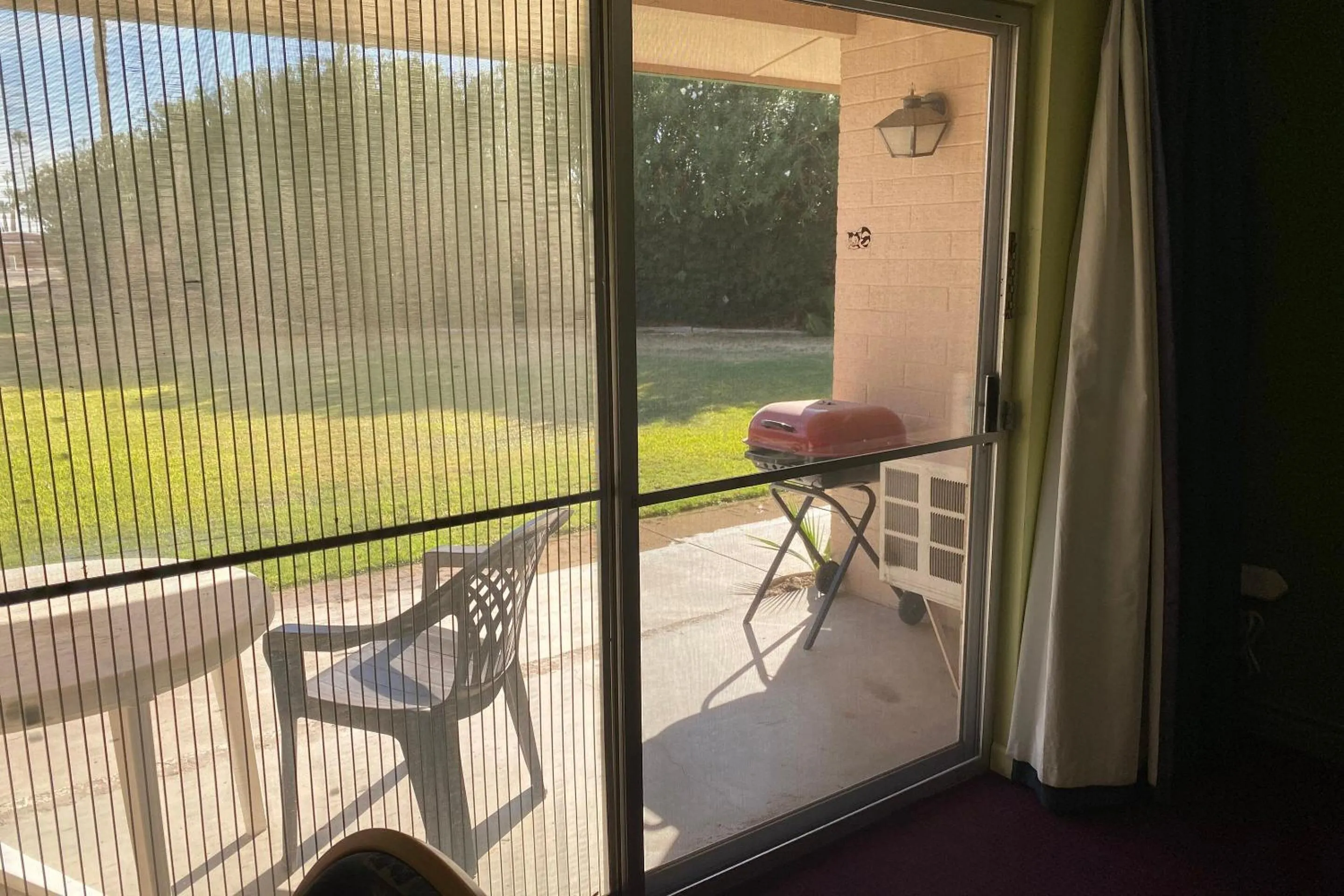 Bedroom in OYO Hotel Yuma AZ Desert Grove
