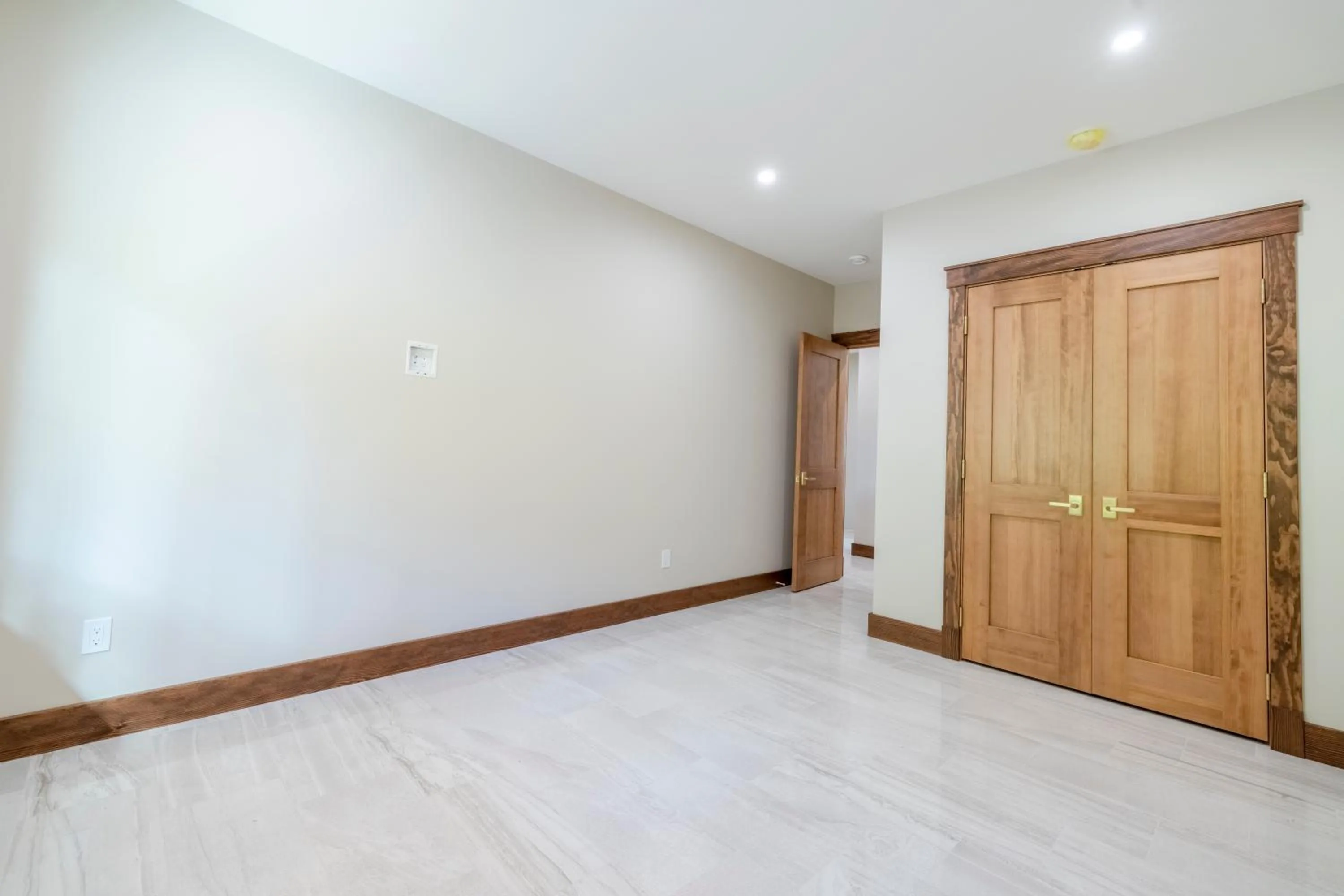 Snow Creek Cabins by Fernie Lodging Co