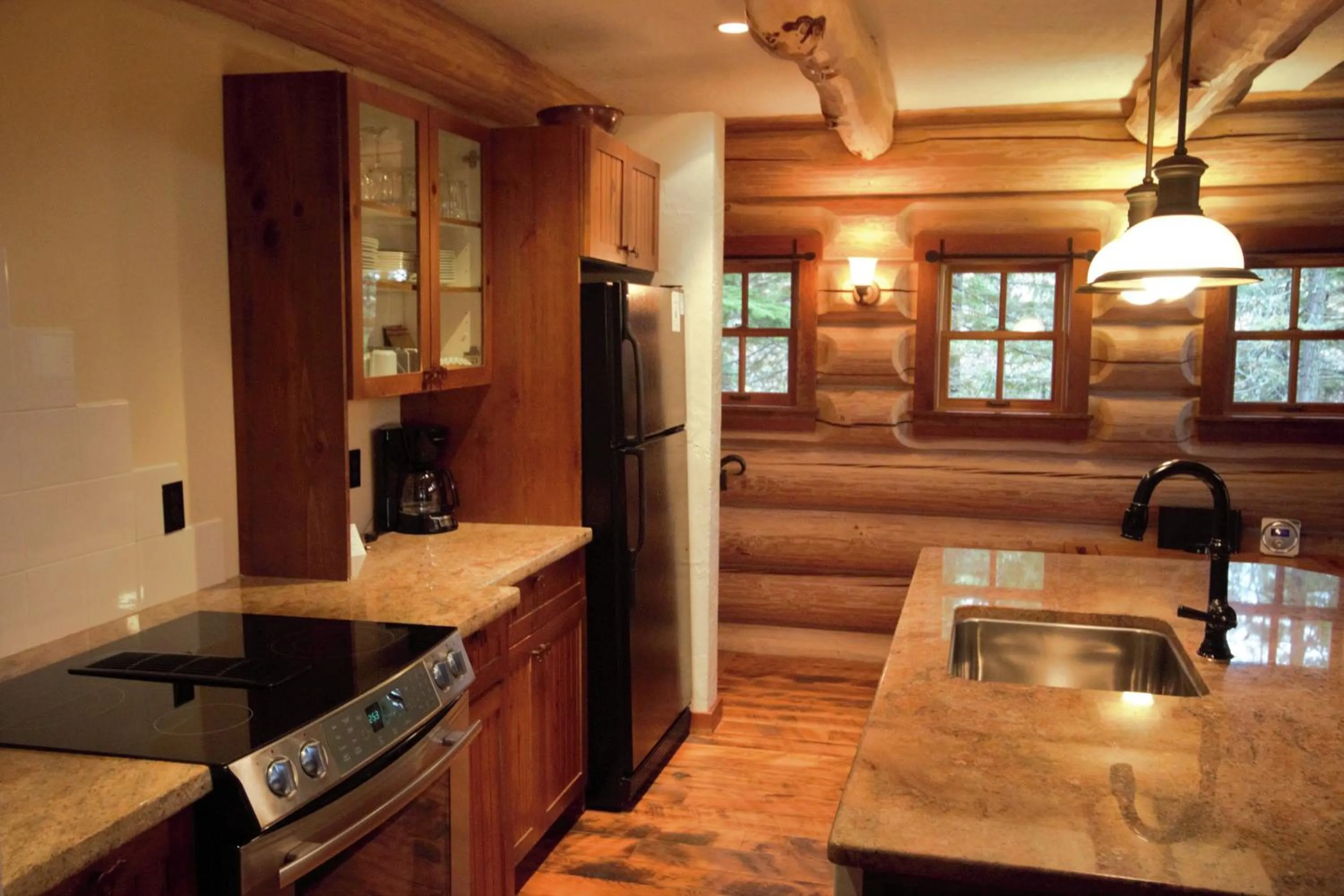 Coffee/tea facilities in Snow Creek Cabins by Fernie Lodging Co