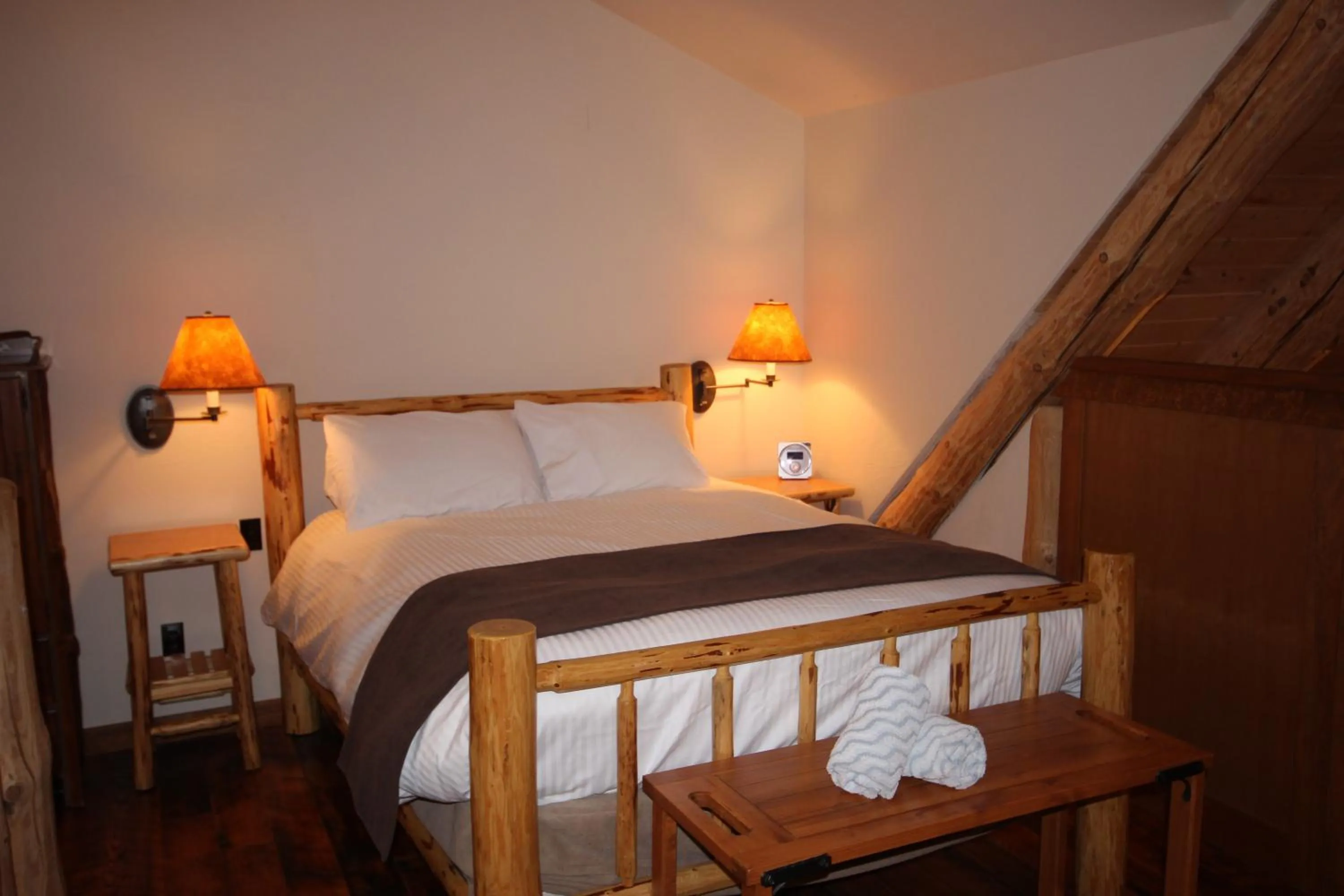 Bedroom, Bed in Snow Creek Cabins by Fernie Lodging Co